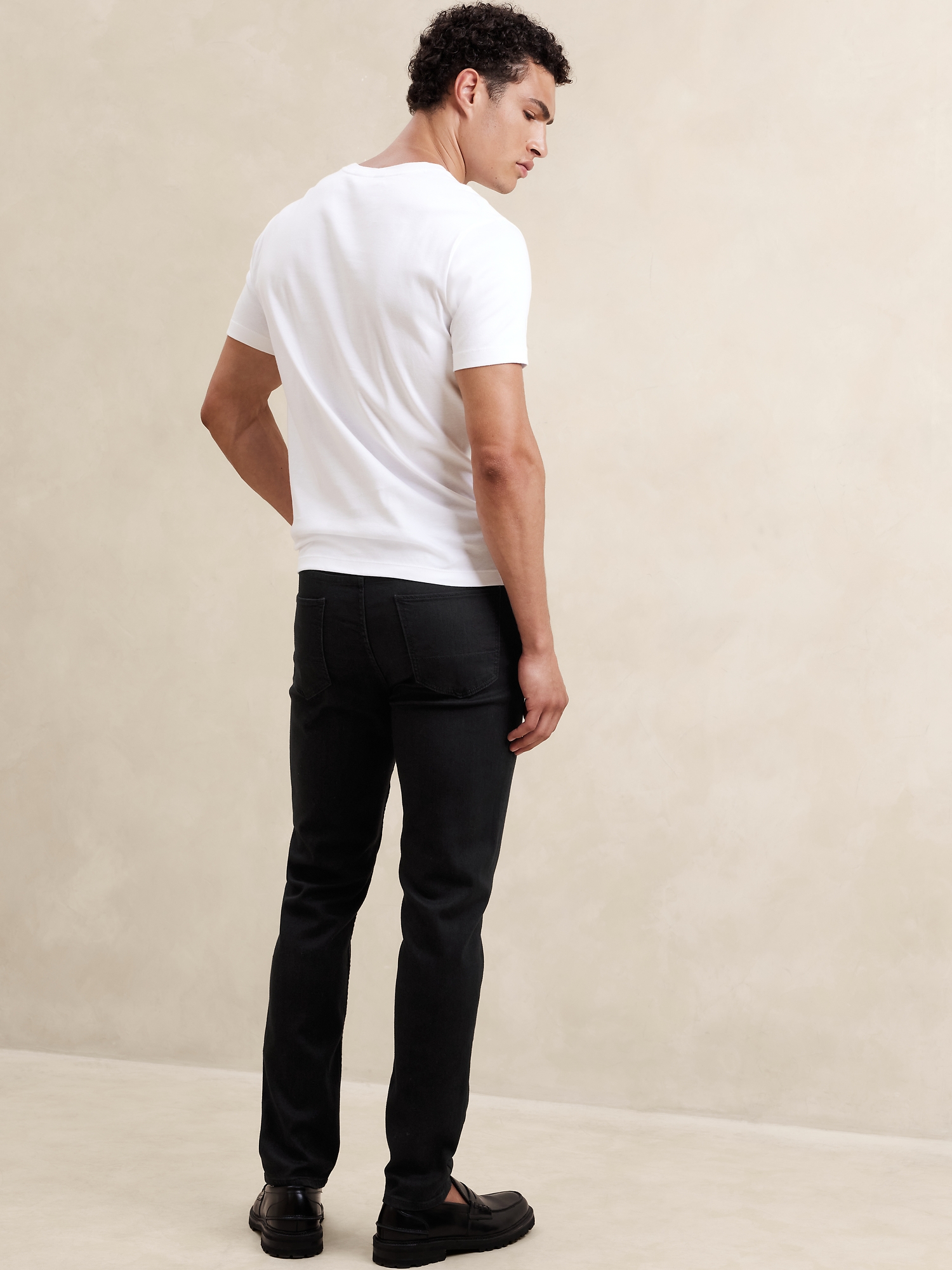 Slim Travel Jean