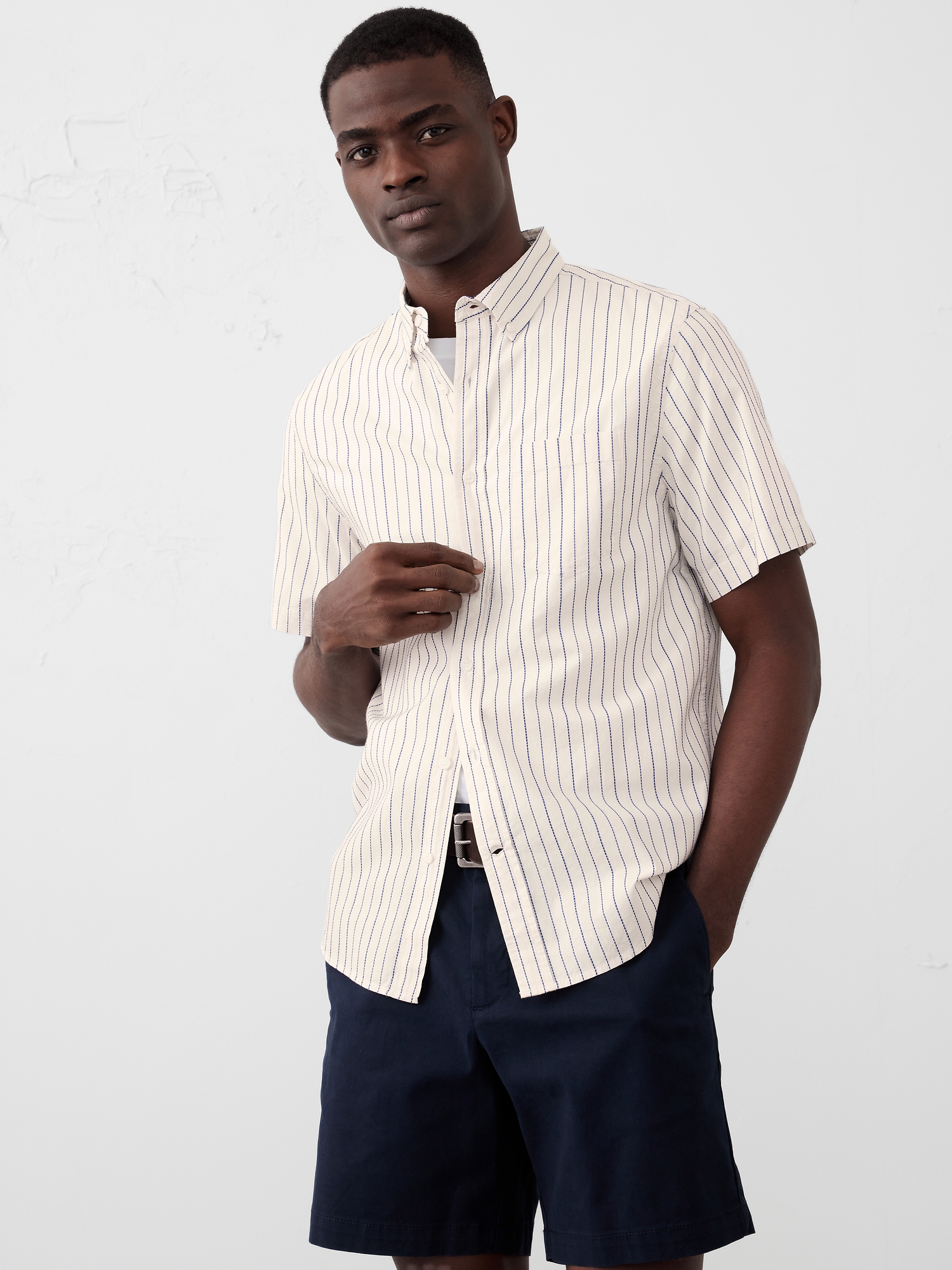 Chemise ajustée en coton doux - Blanc Avec Rayure Bleu Marine