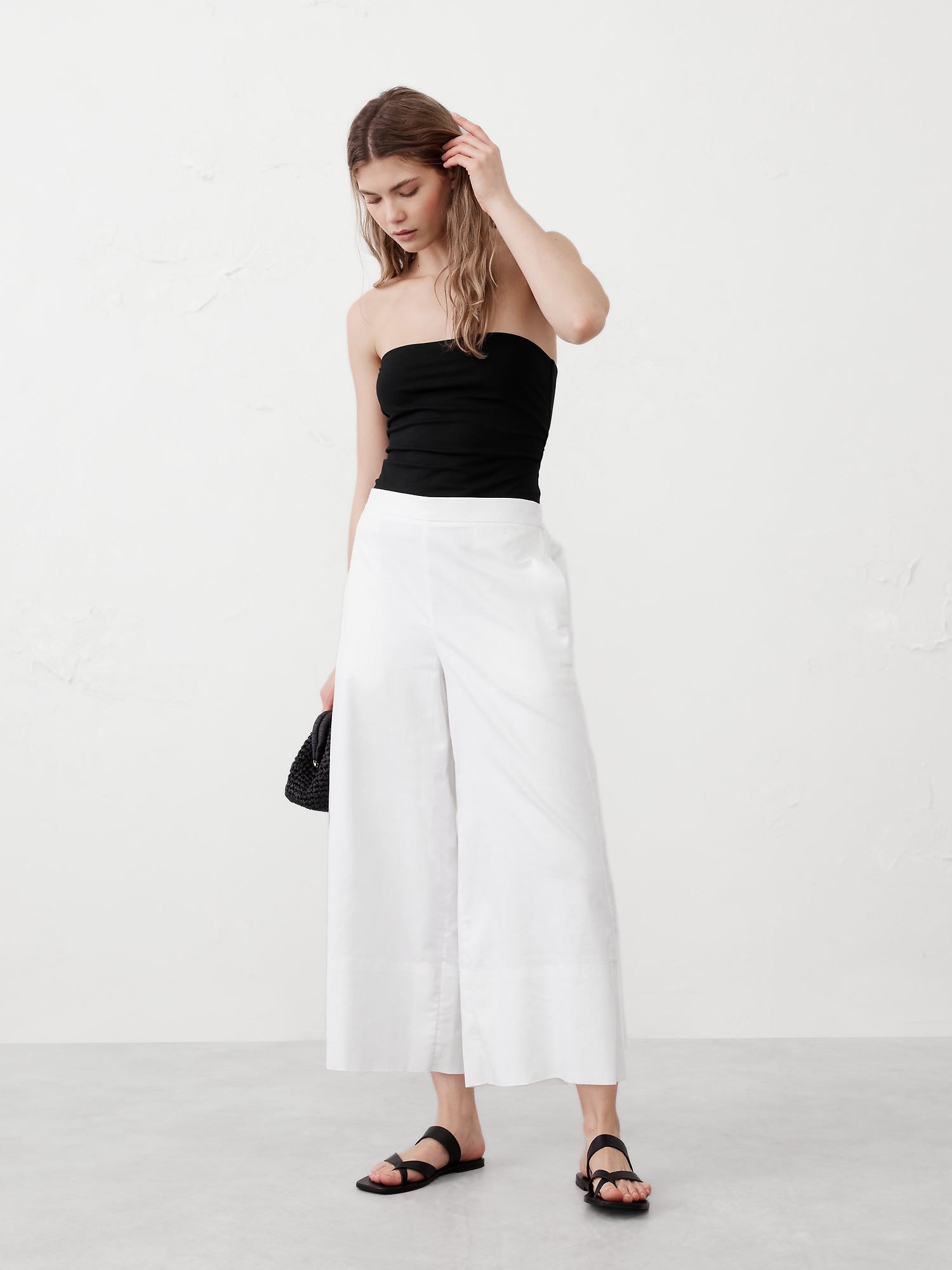 Linen-Blend Wide-Leg Cropped Pull-On Pant