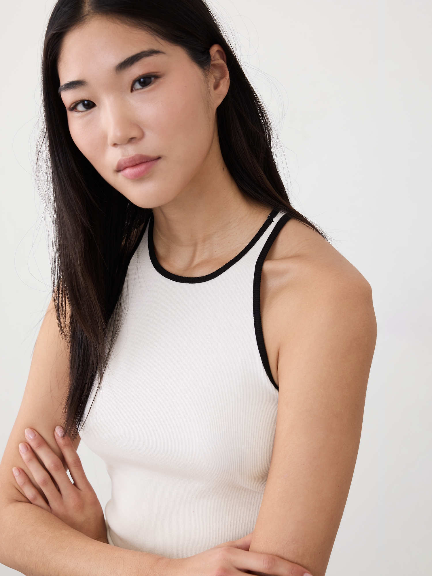 Ribbed Modern Tank