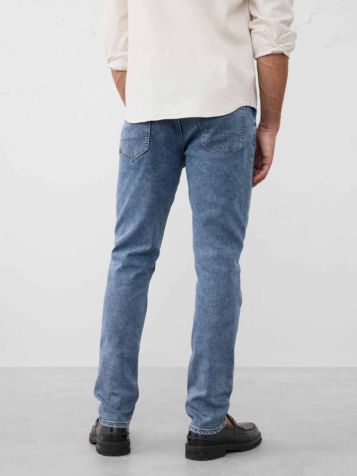 Slim Travel Jean