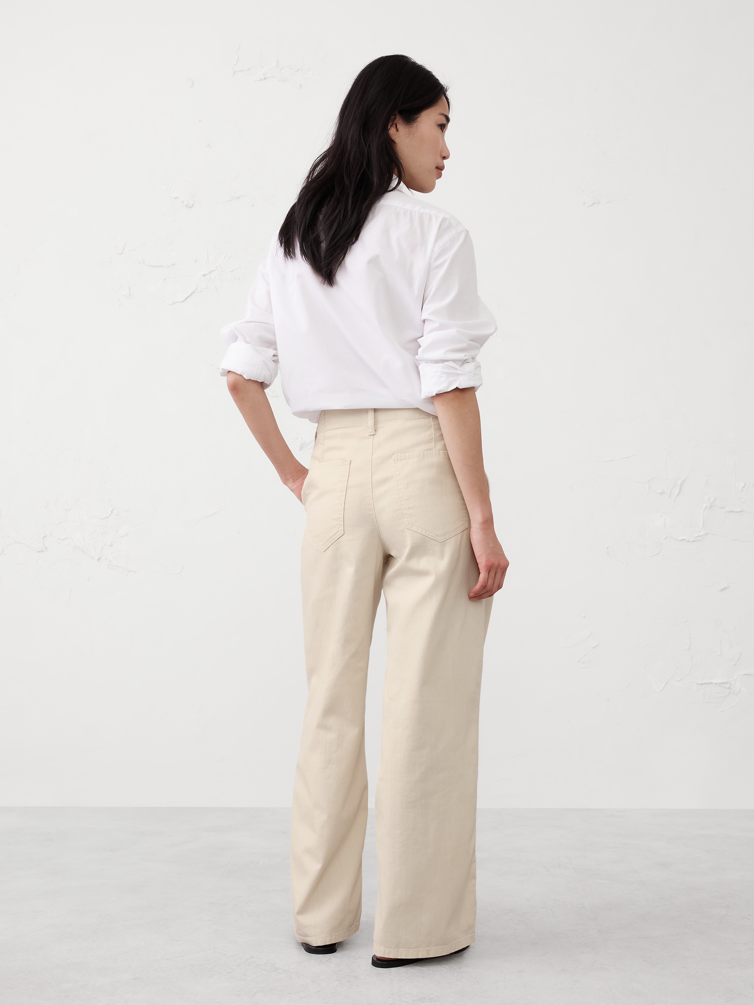 Wide-Leg High-Rise Summerweight Jean