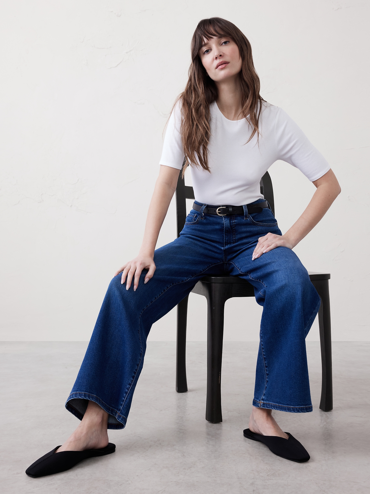 L'image numéro 3 présente Jambe large  Jean taille haute