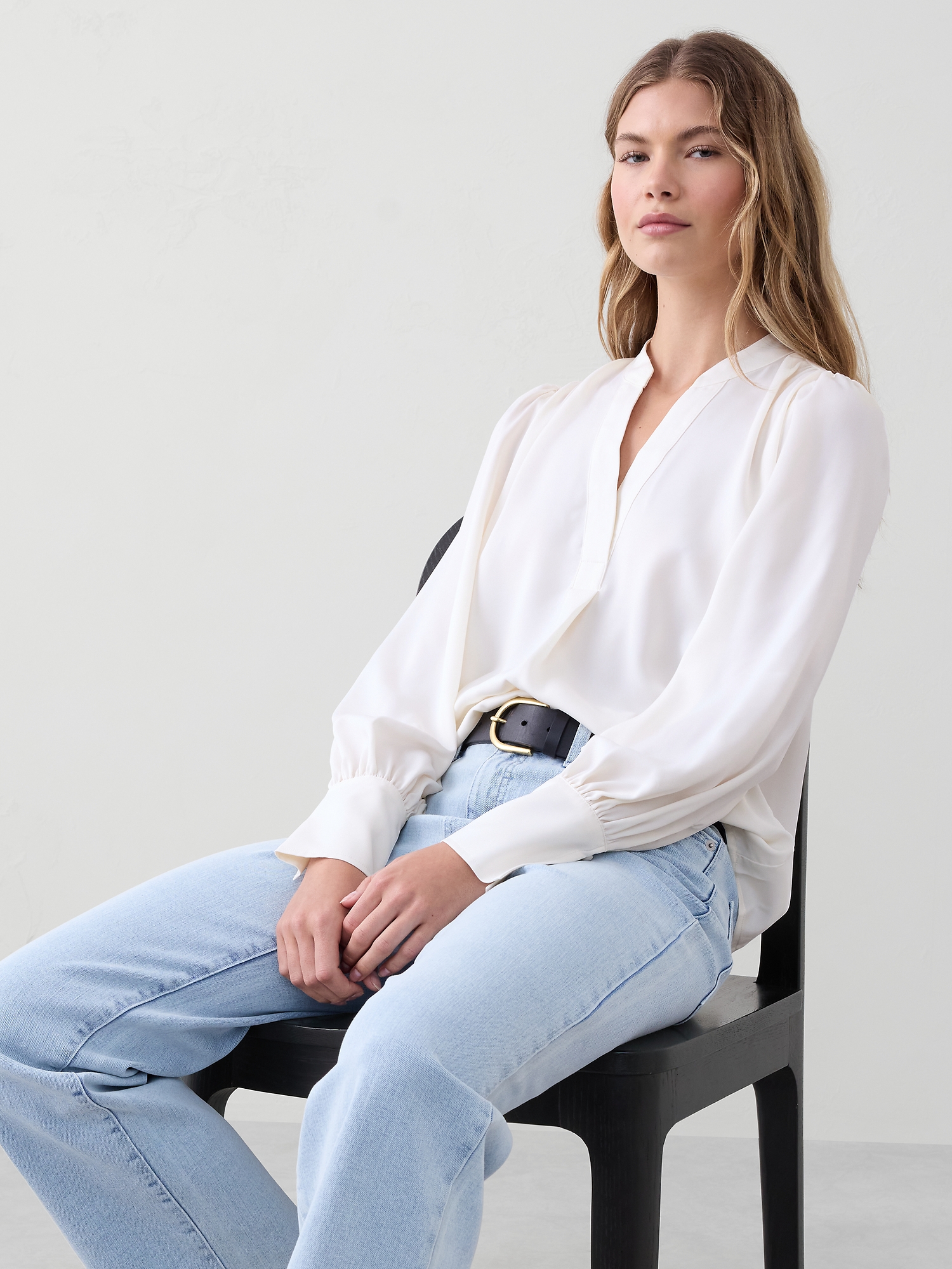 Crepe Volume-Sleeve Blouse