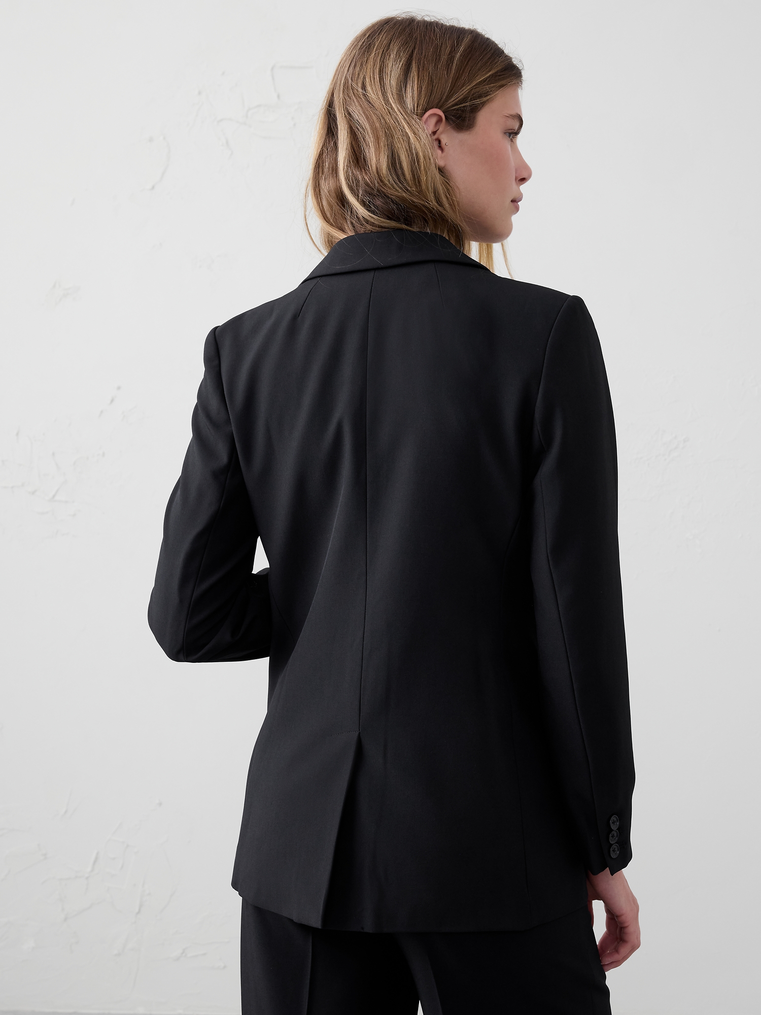 Sculpted Suit Blazer