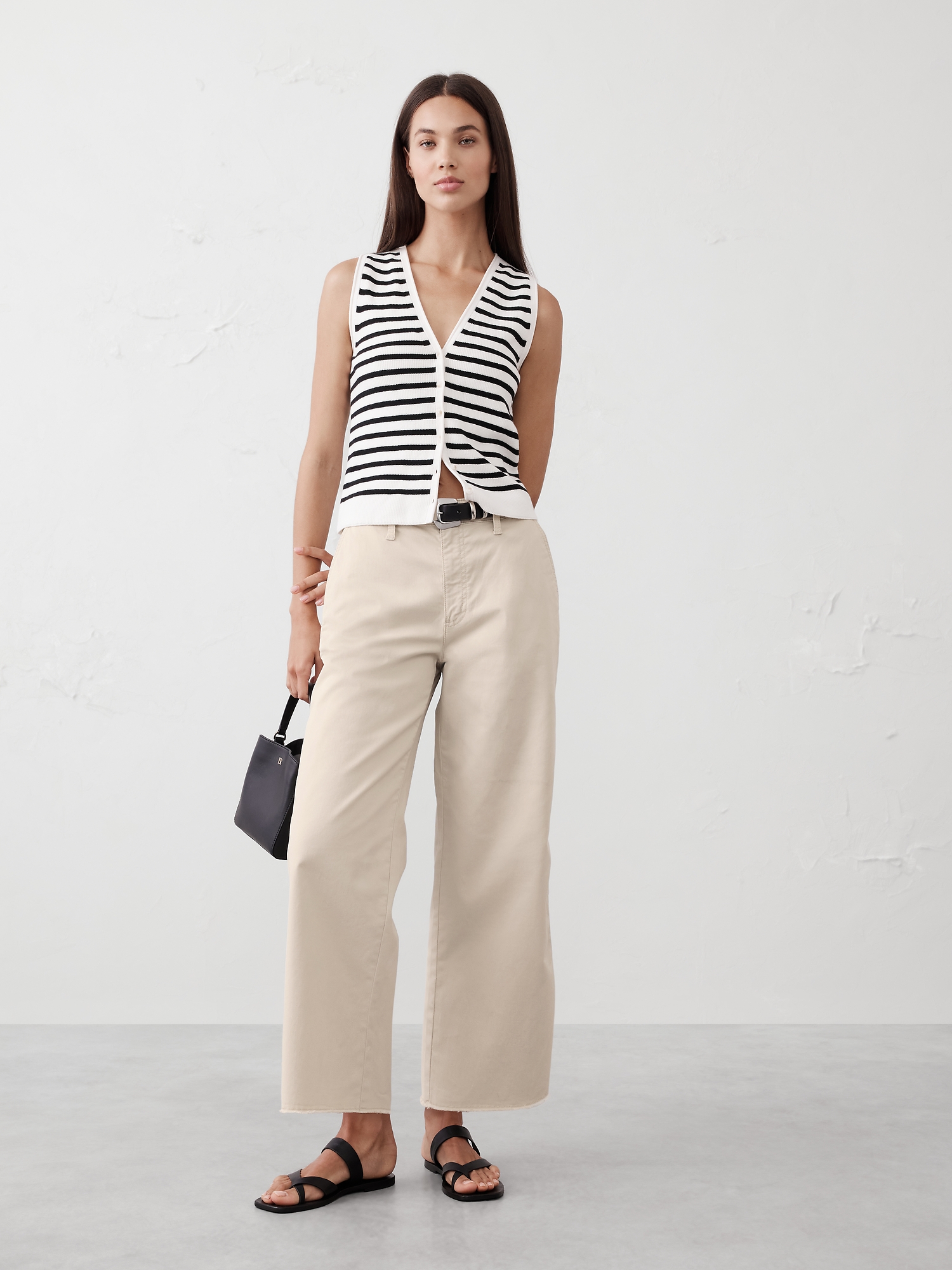 Wide-Leg High-Rise Cropped Chino