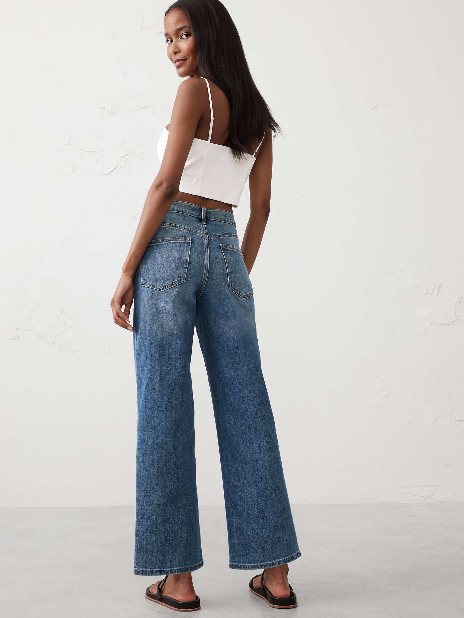 Image number 2 showing, Straight High-Rise Jean