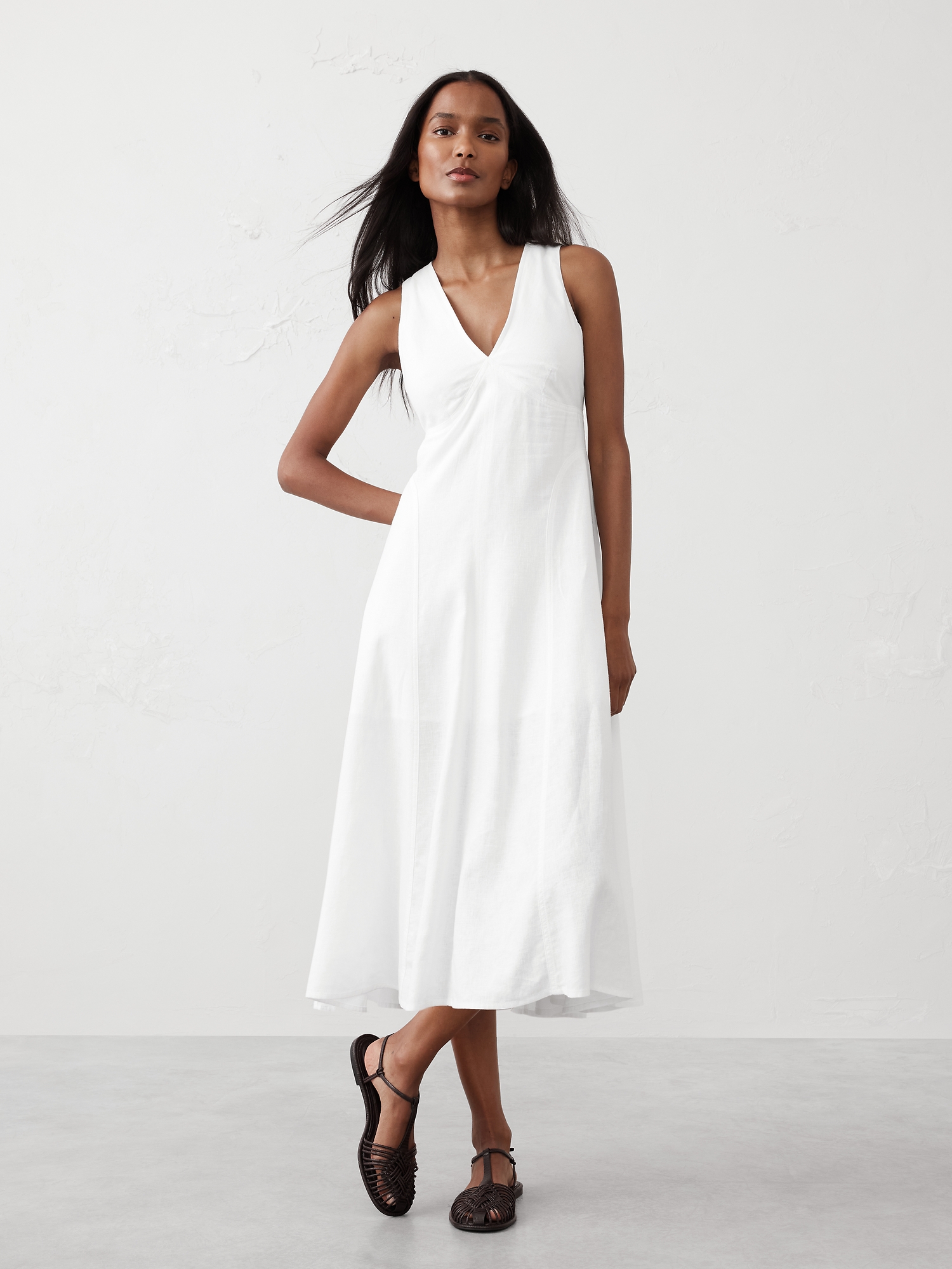 Linen-Blend Seamed Midi Dress - White