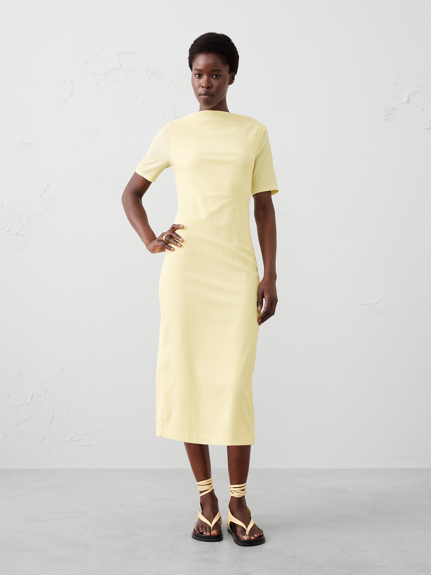 Image number 1 showing, Crinkle Knit Midi Dress