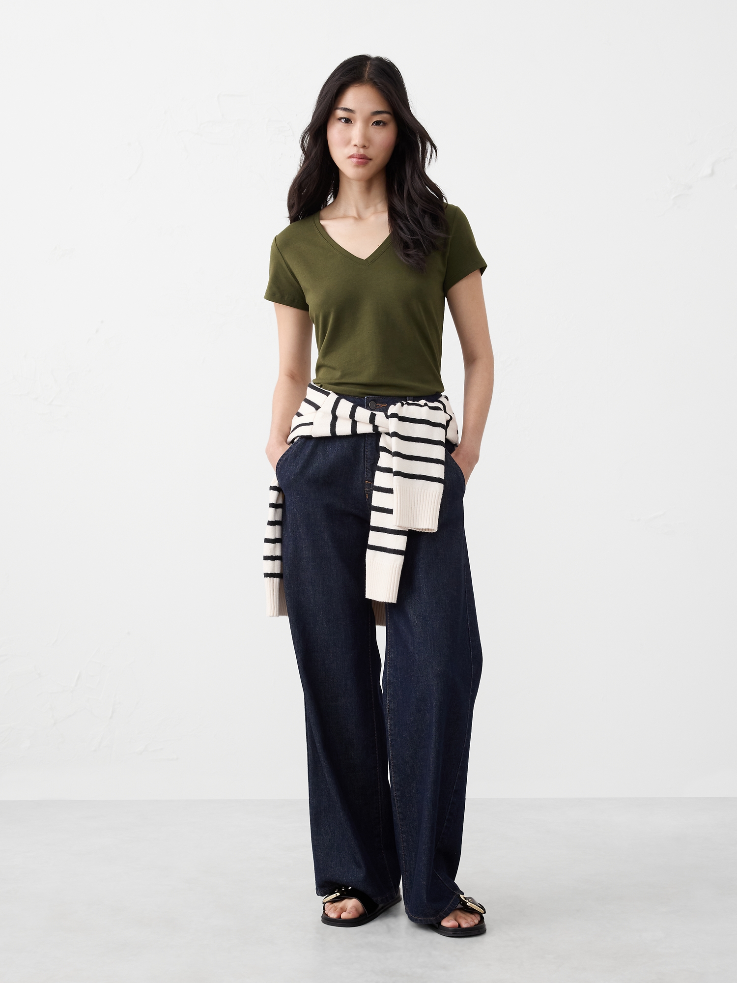 Timeless V-Neck T-Shirt - Multi
