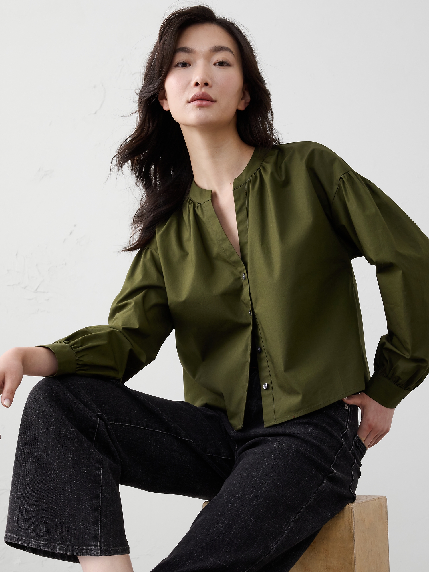 Image number 1 showing, Poplin Puff-Sleeve Buttoned Top
