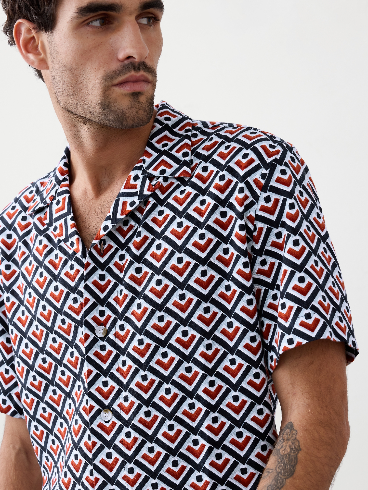 Image number 6 showing, Standard-Fit Sunset Resort Shirt