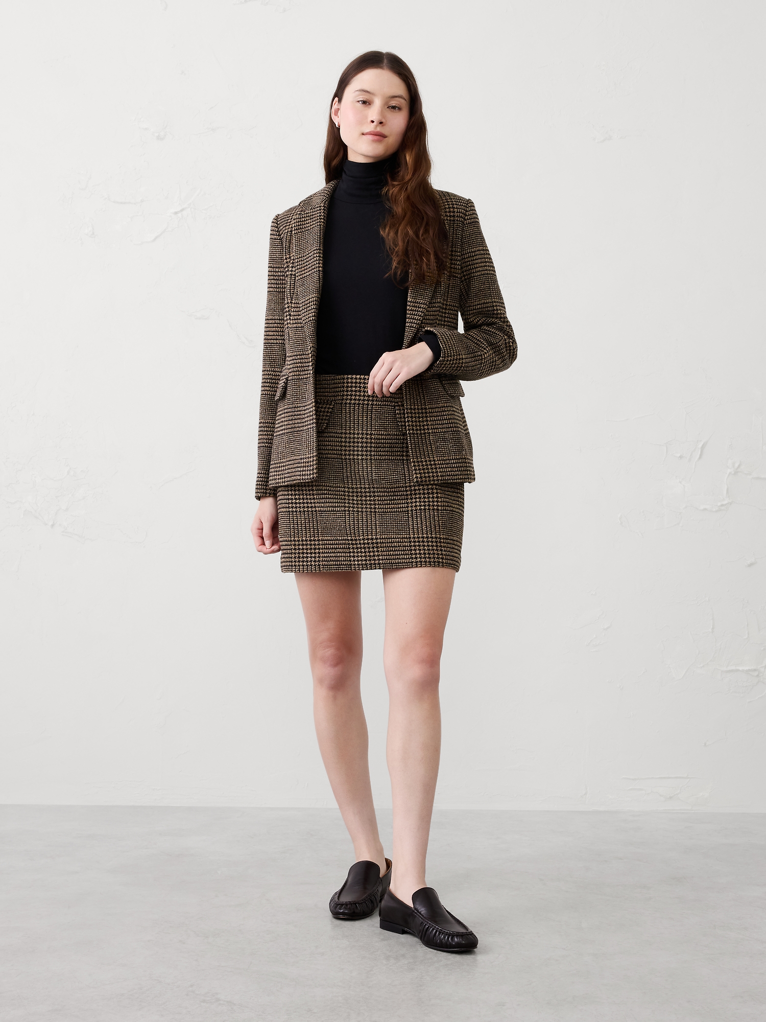 Image number 8 showing, TWEED POCKET MINI SKIRT