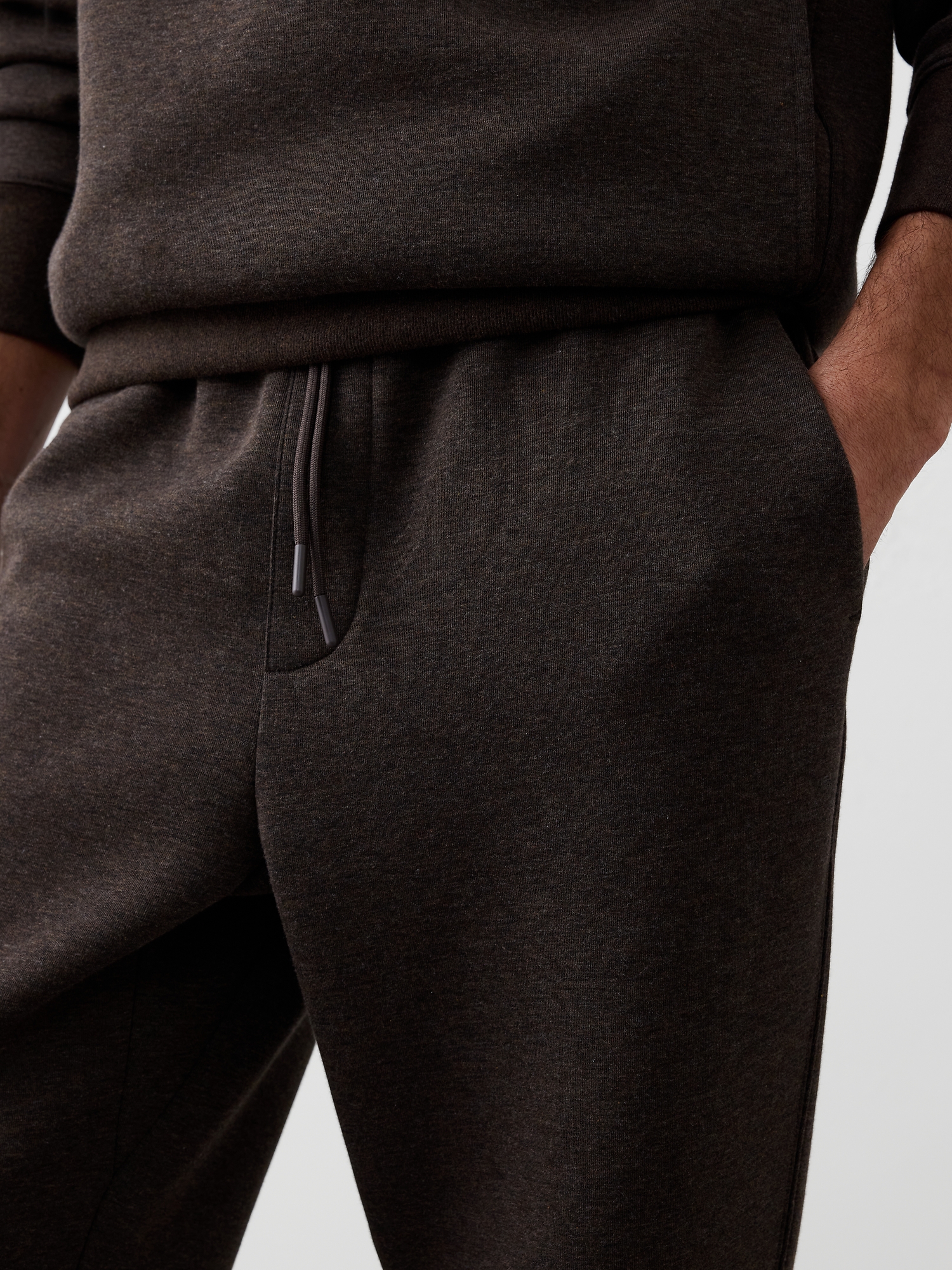 L'image numéro 3 présente PANTALON EN TRICOT SCUBA
