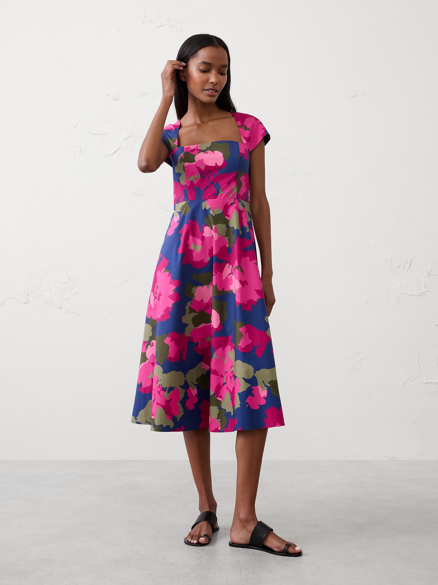 Image number 1 showing, SQUARE-NECK MIDI DRESS