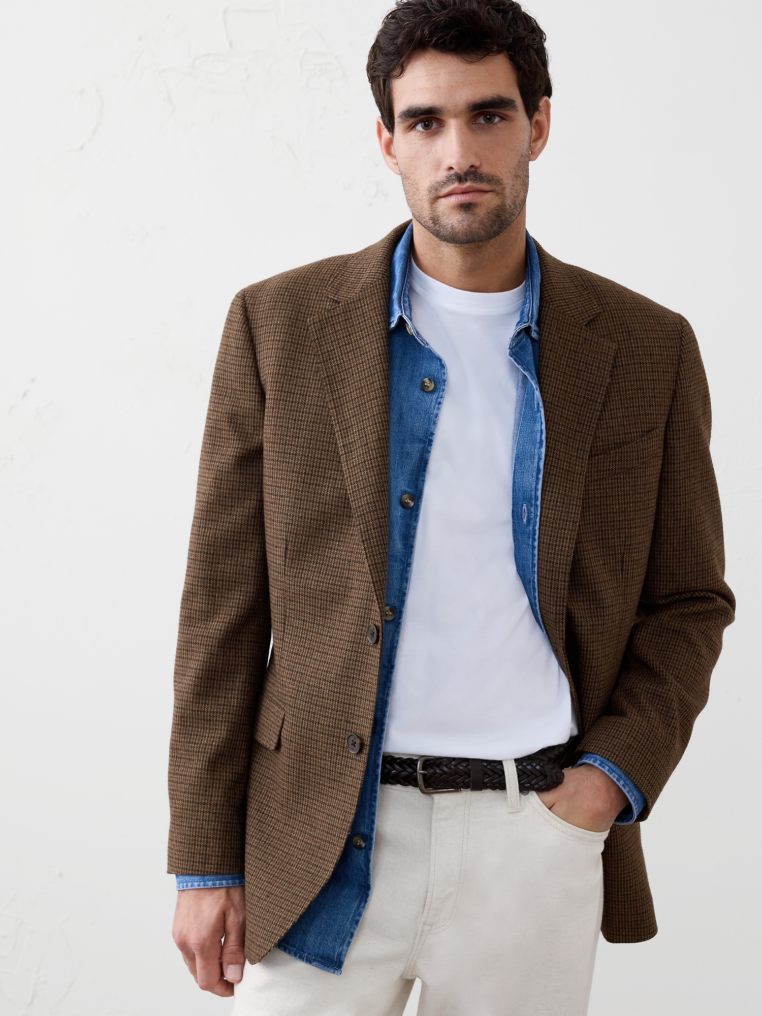 Image number 3 showing, TAILORED-FIT BROWN HOUNDSTOOTH JACKET