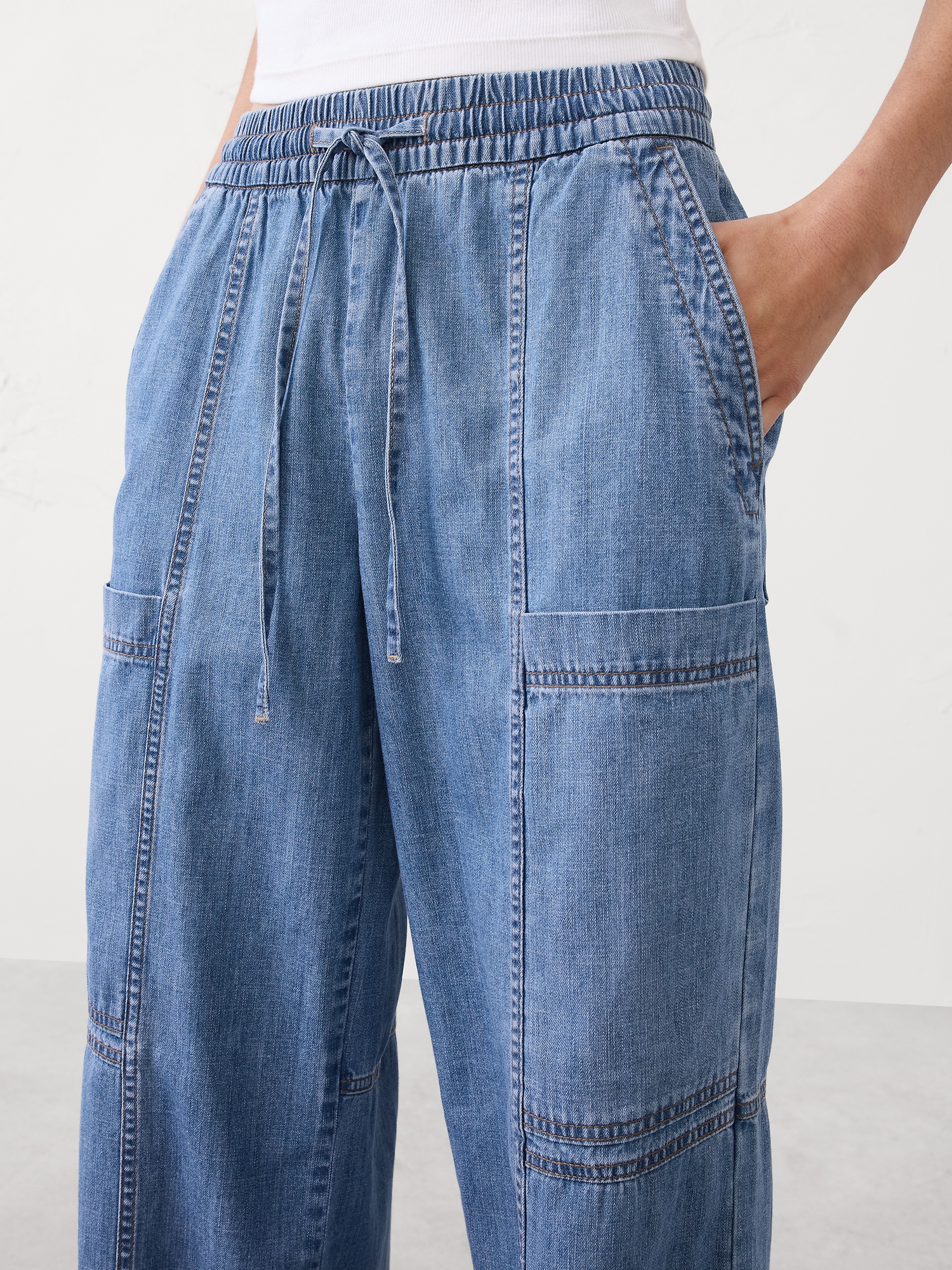 Image number 3 showing, Wide-Leg Mid-Rise Cargo Pull-On Jean