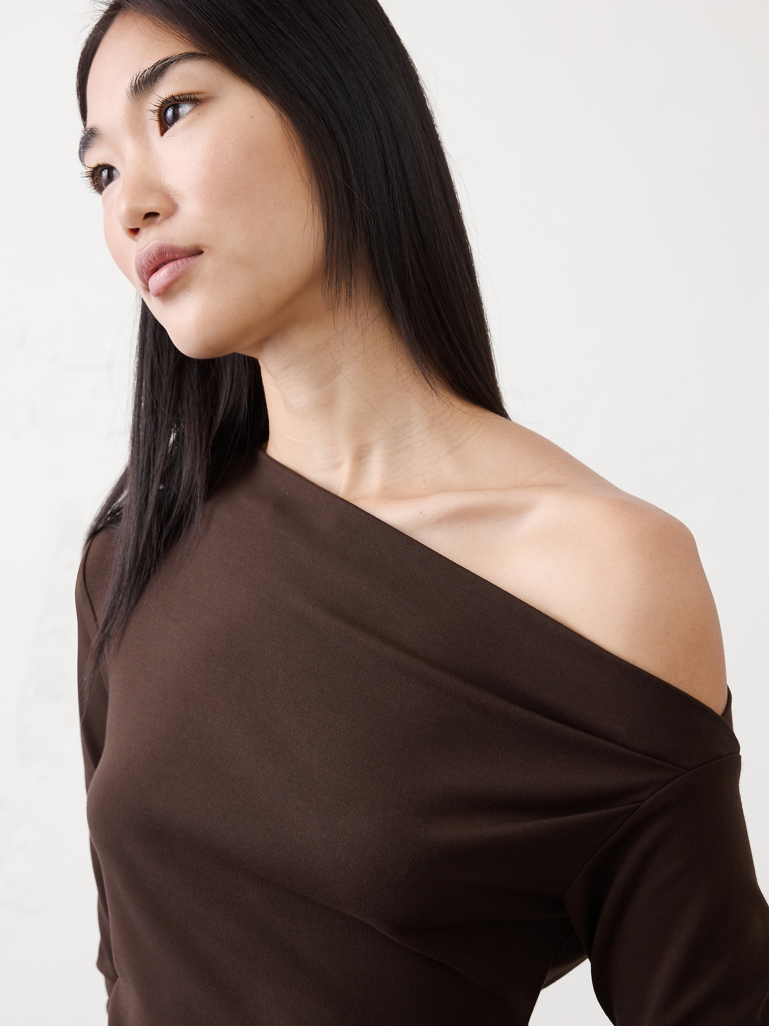 Image number 3 showing, Asymmetrical Soft Top