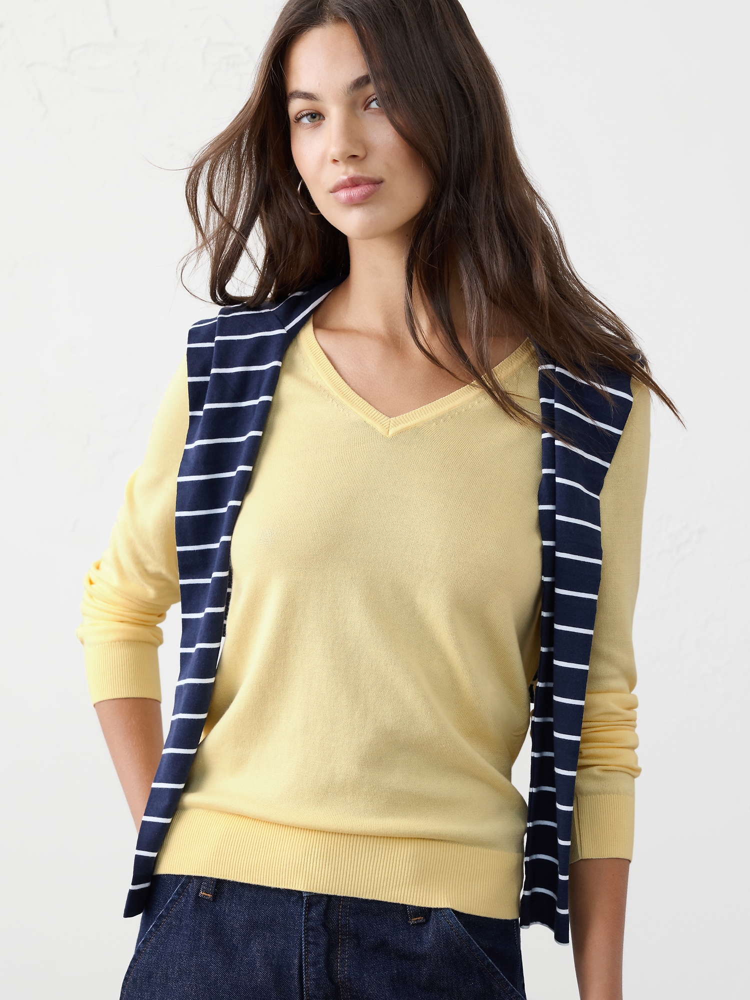 Forever V-Neck Sweater - Yellow Limestone