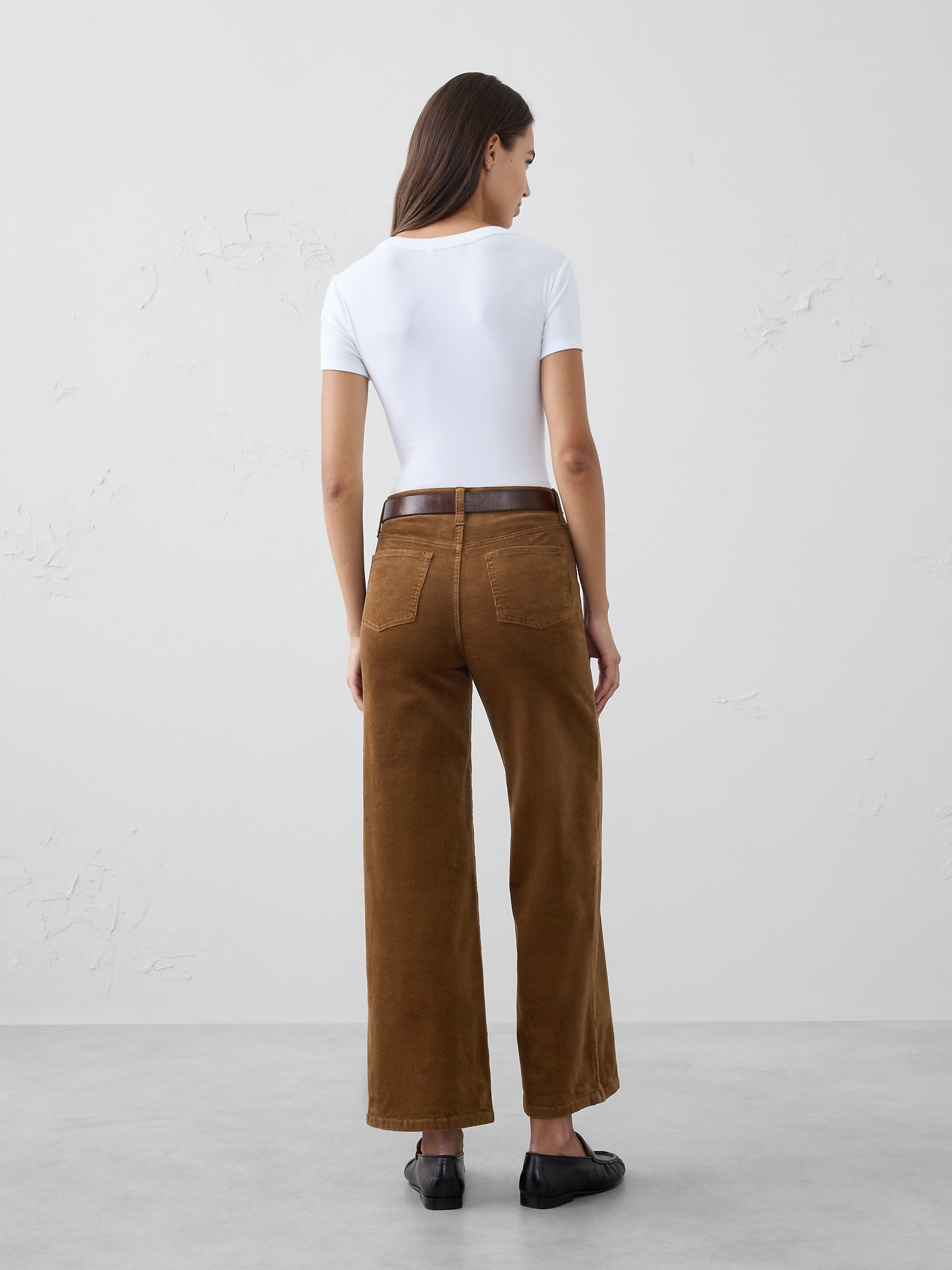 Image number 2 showing, Wide-Leg High-Rise Corduroy Jean