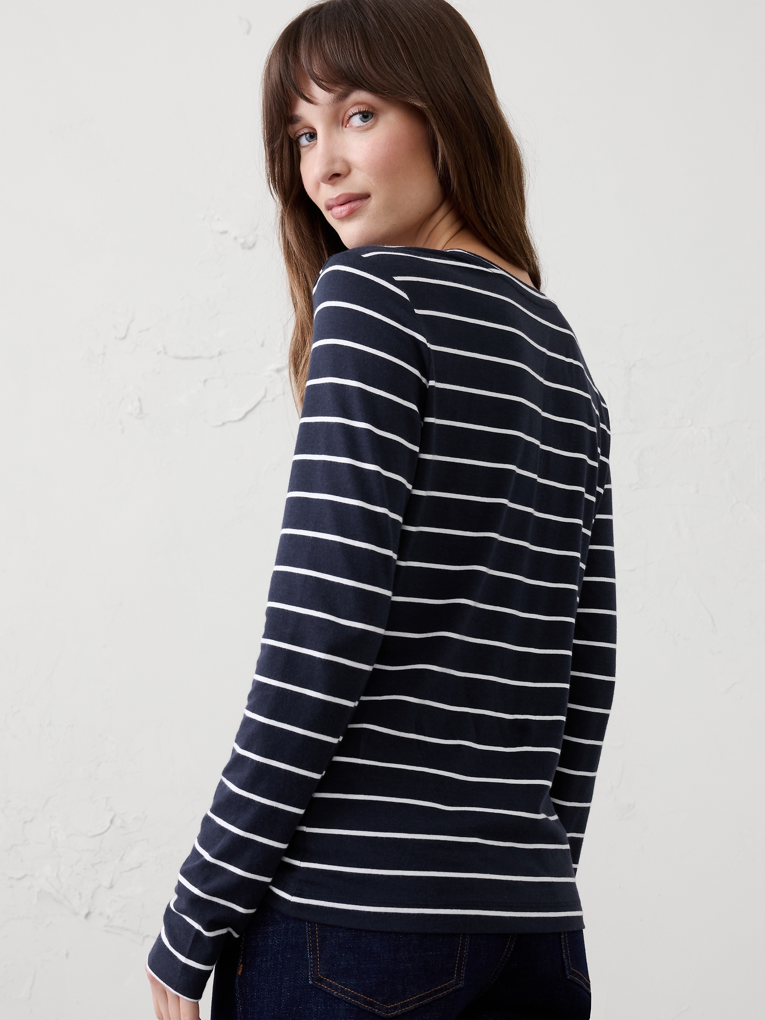 Image number 5 showing, Timeless Long-Sleeve Crew-Neck T-Shirt