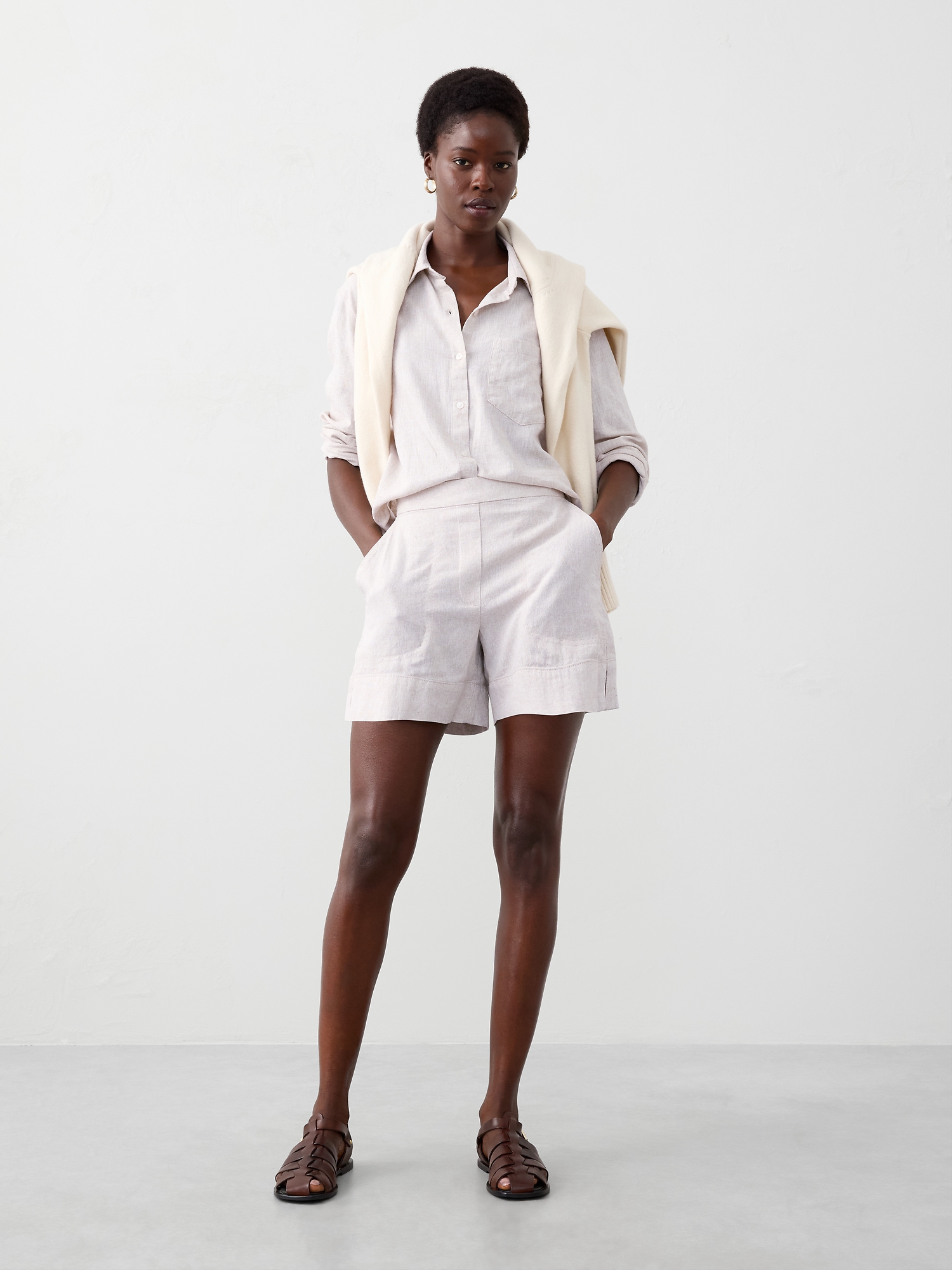 High-Rise Linen-Blend Pull-On Short - Flax