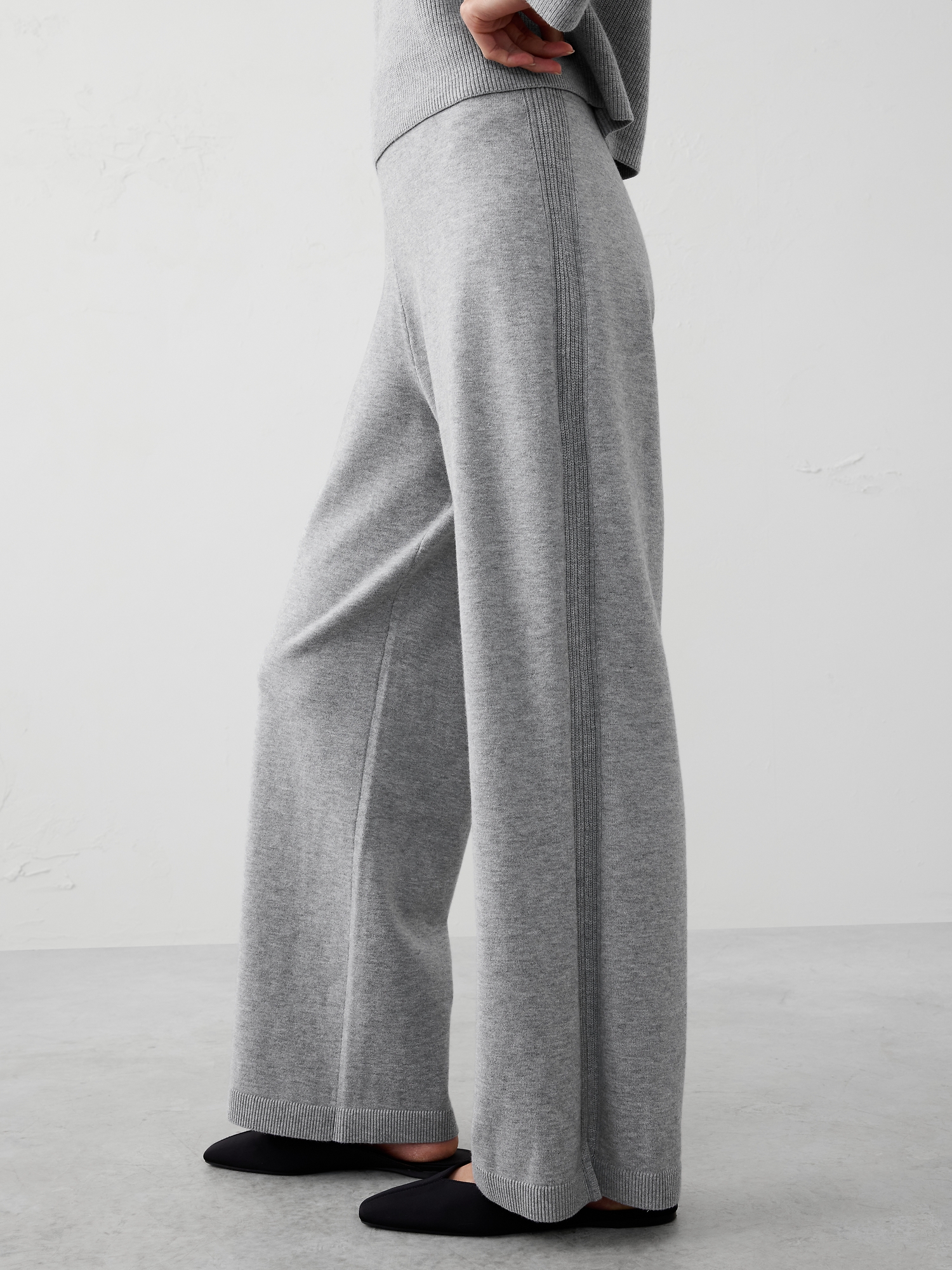 Image number 3 showing, Wide-Leg Mid-Rise Pull-On Sweater Pant