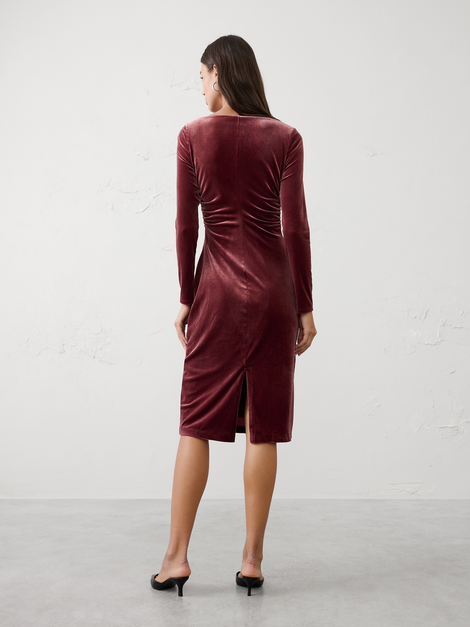 Image number 2 showing, Velvet Shirred-Waist Midi Dress