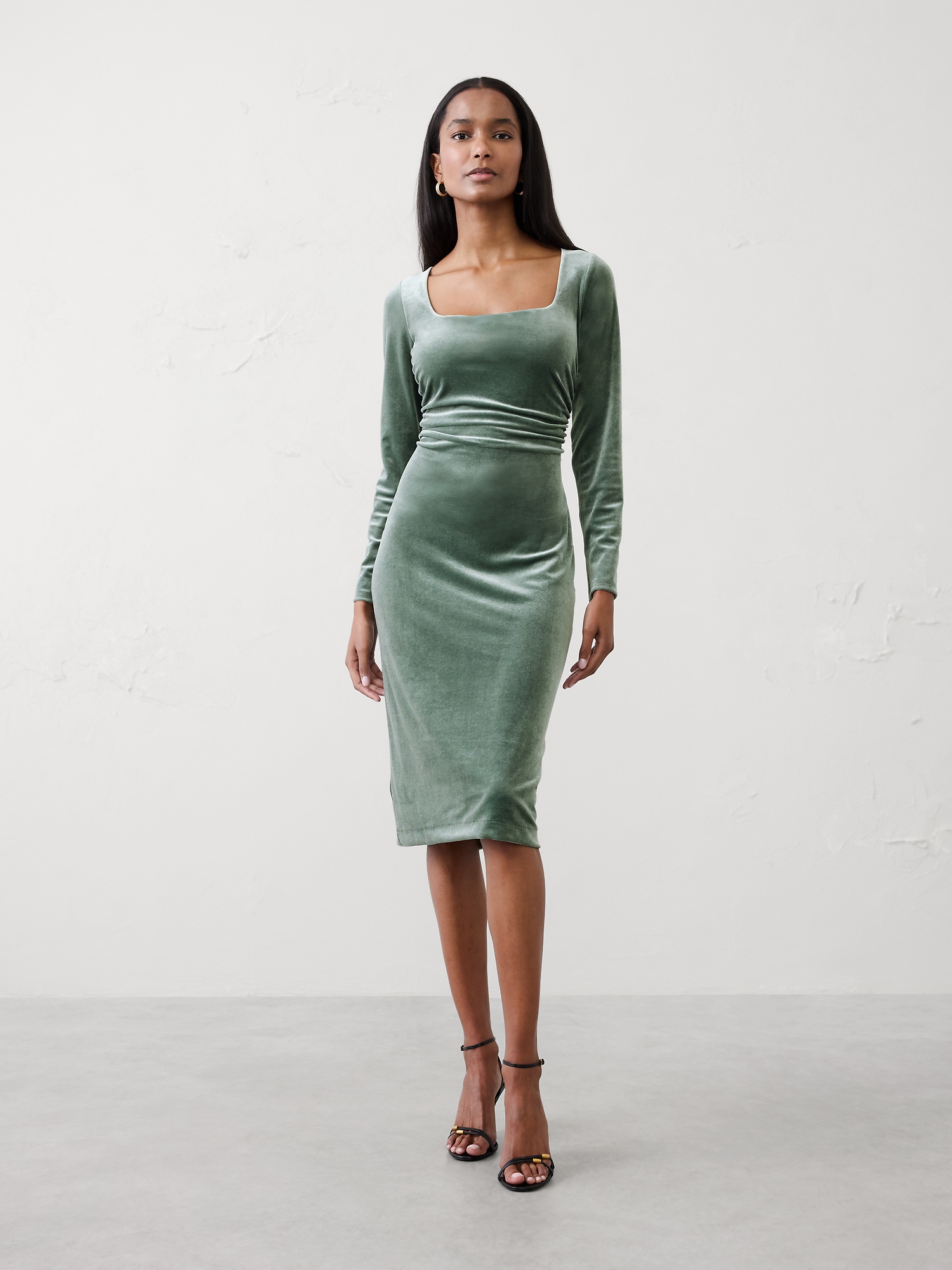 Velvet Shirred-Waist Midi Dress - Douglas Fir