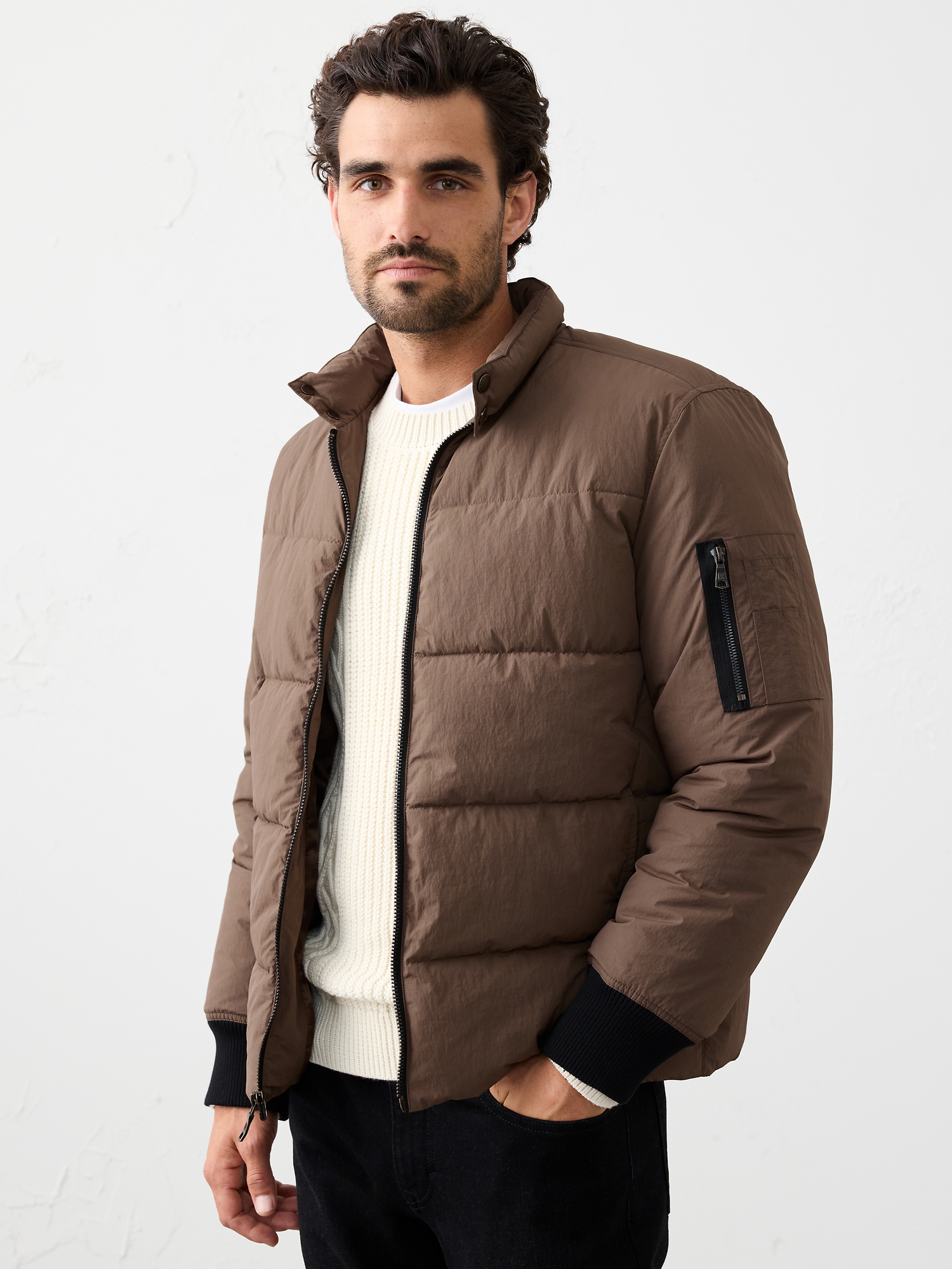 Image number 1 showing, Utility Puffer