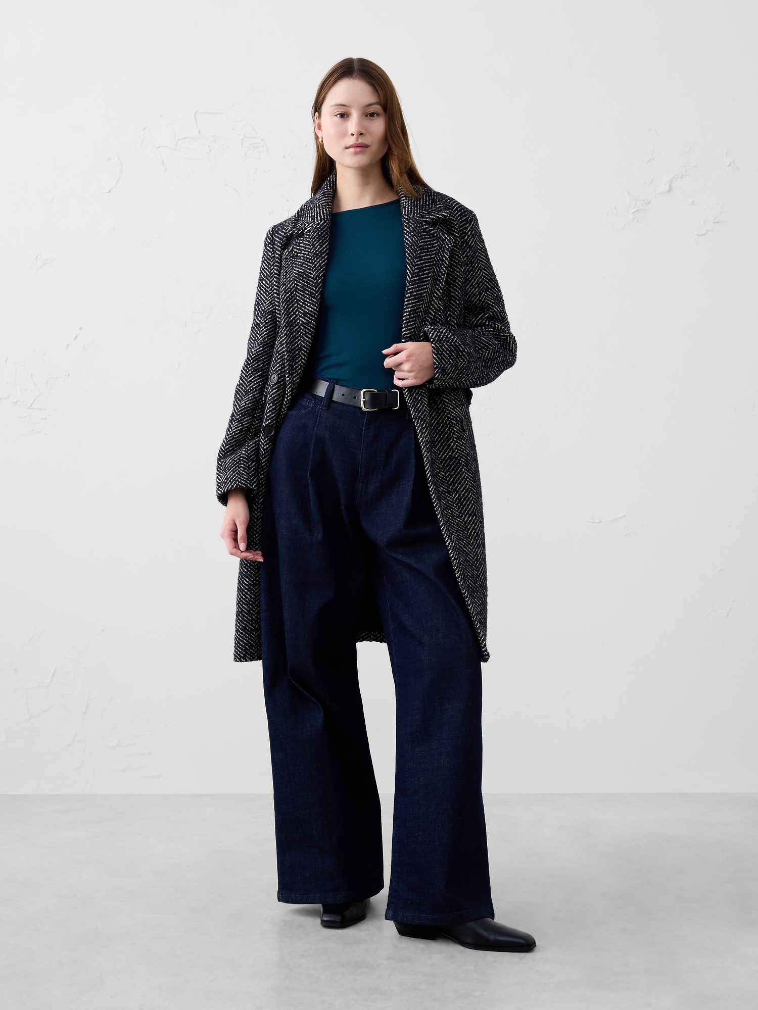 Image number 3 showing, Soft Touch Seamed Top