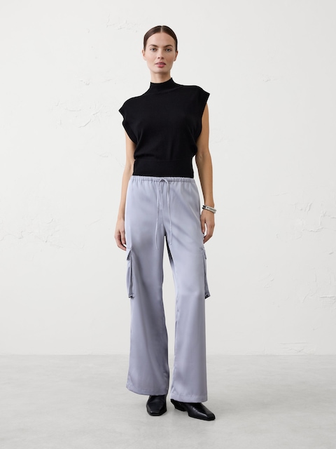 PANTALON CARGO À JAMBE LARGE ET À TAILLE MI-BASSE EXTENSIBLE EN SATIN
