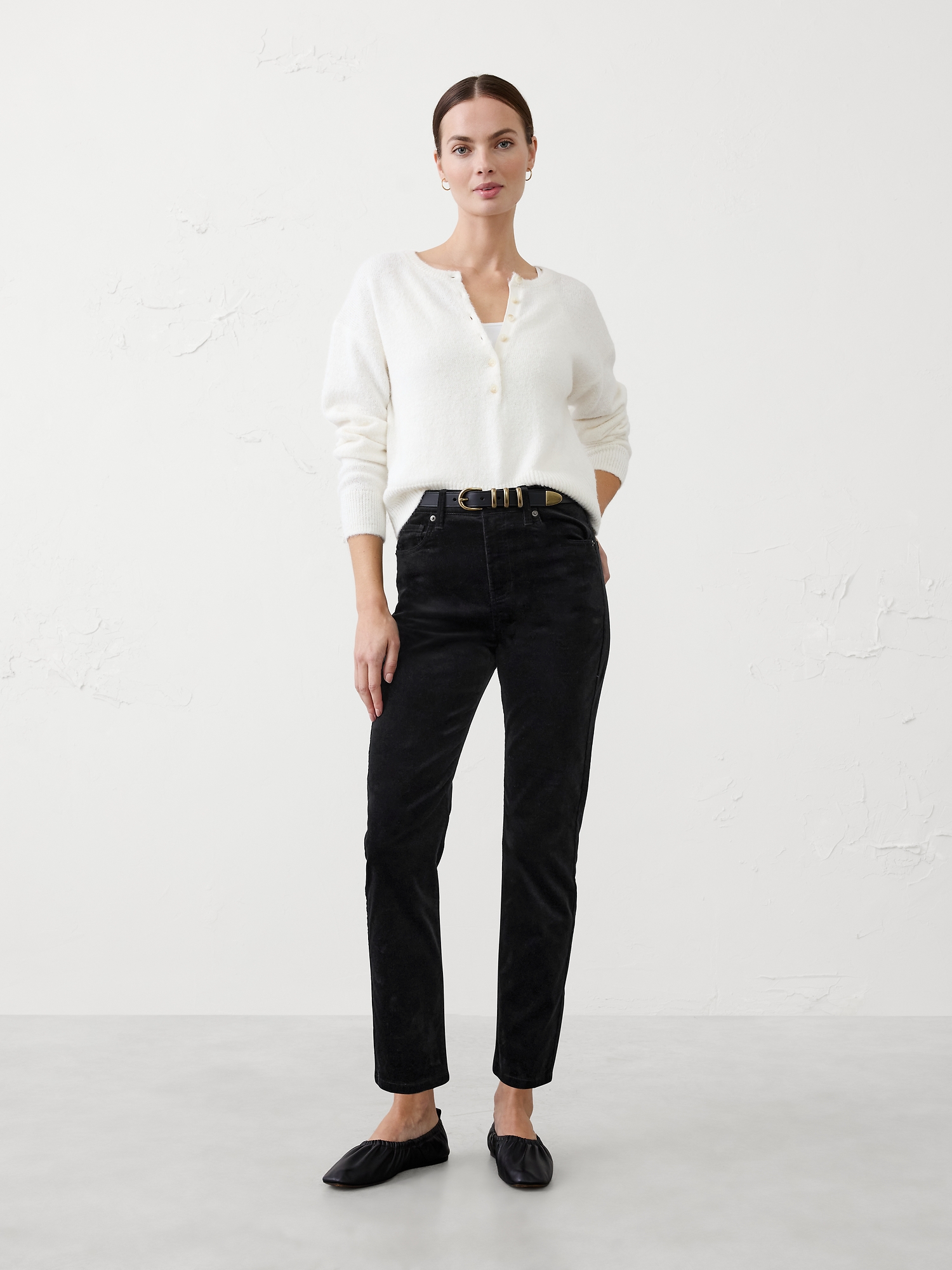 Slim High-Rise Velvet Pants - Black