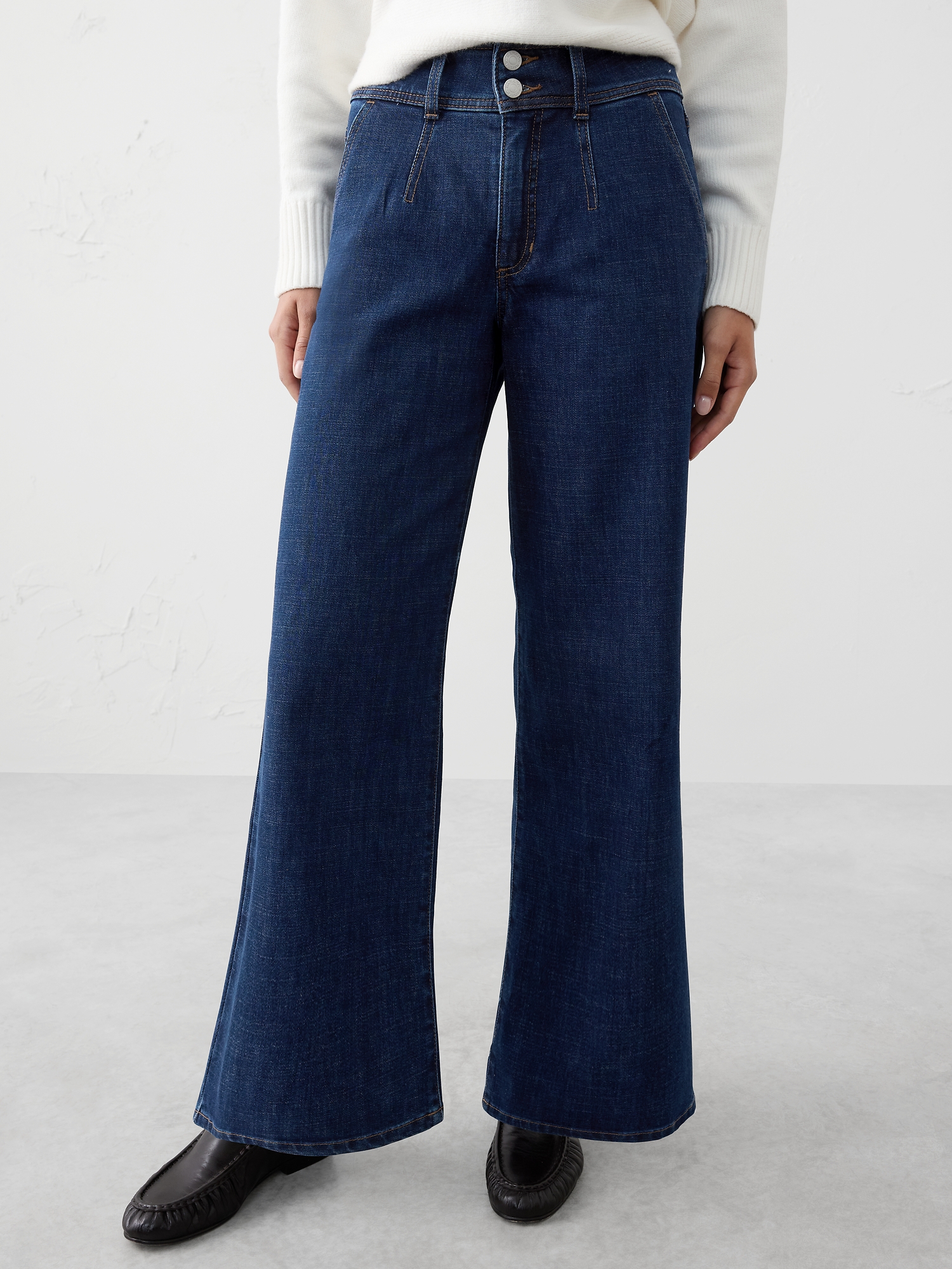 Image number 6 showing, Wide-Leg High-Rise Darted Trouser Jean