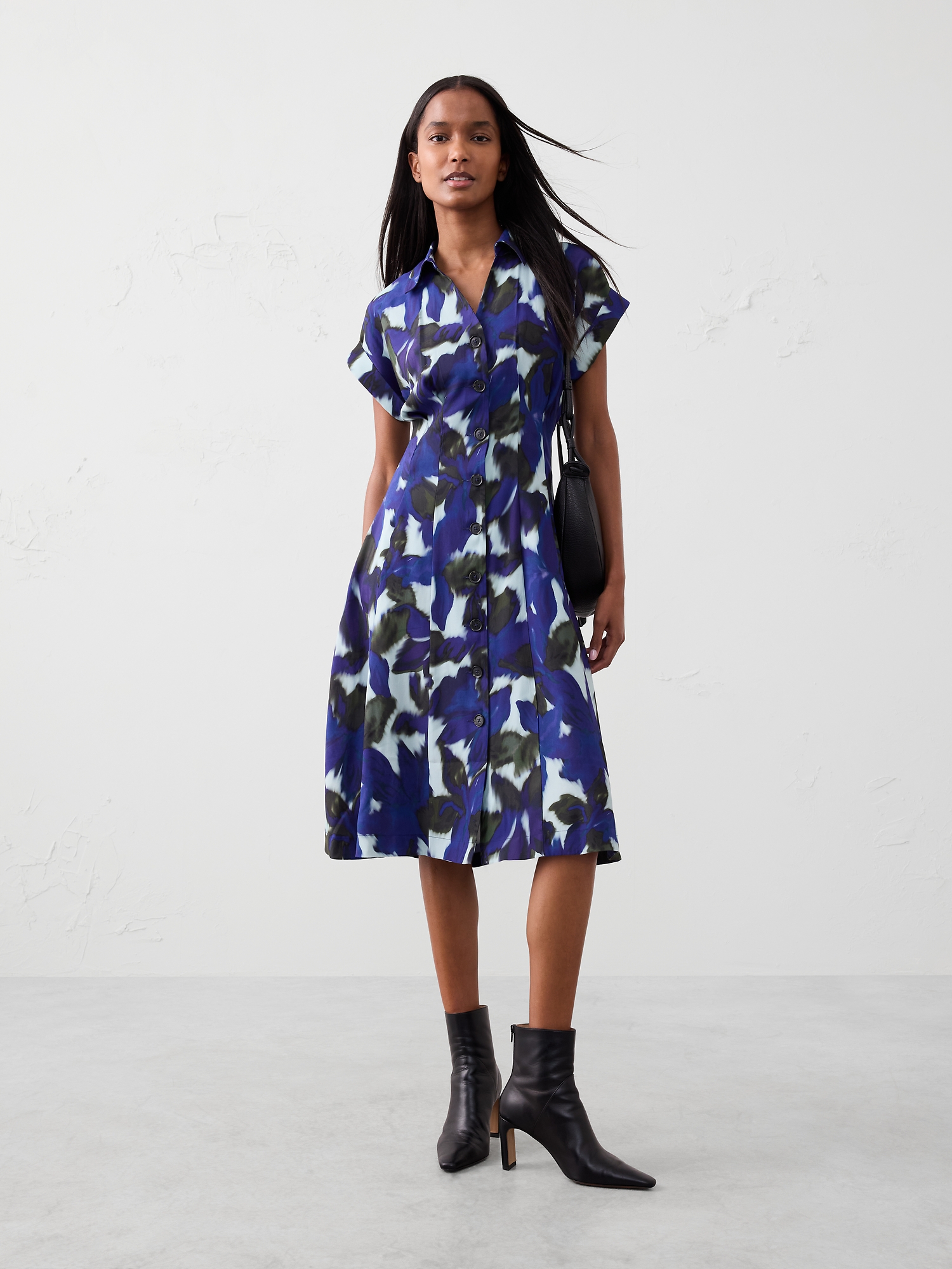 Robe-chemisier mi-longue en sergé