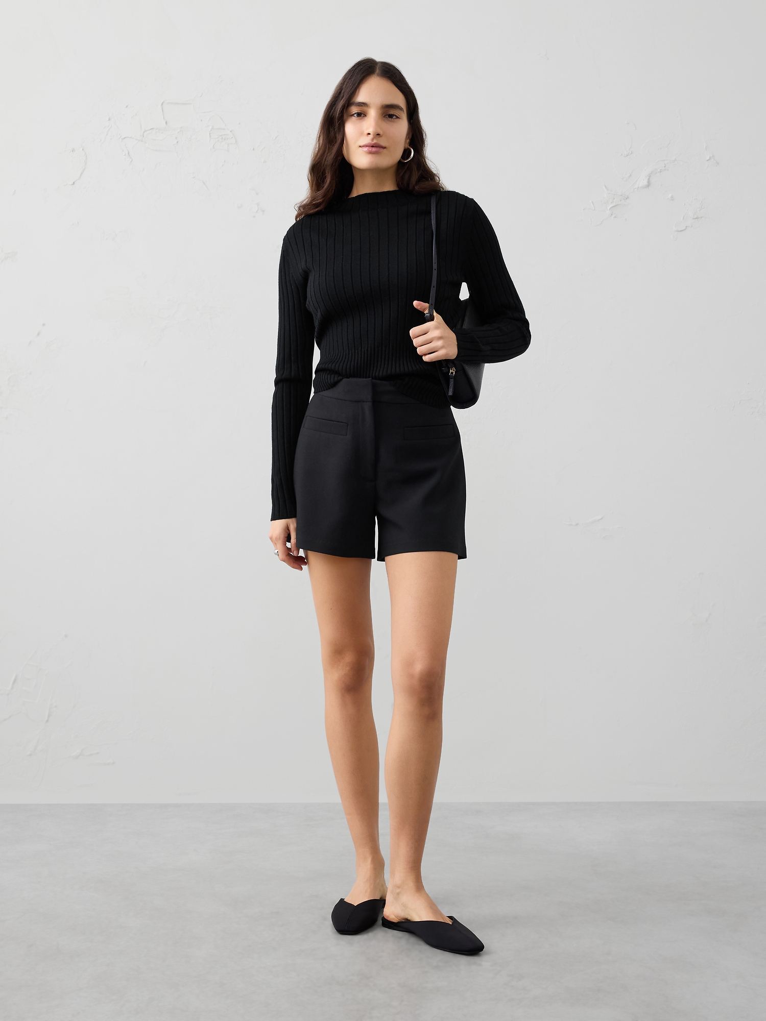 High-Rise Trouser Short - Black