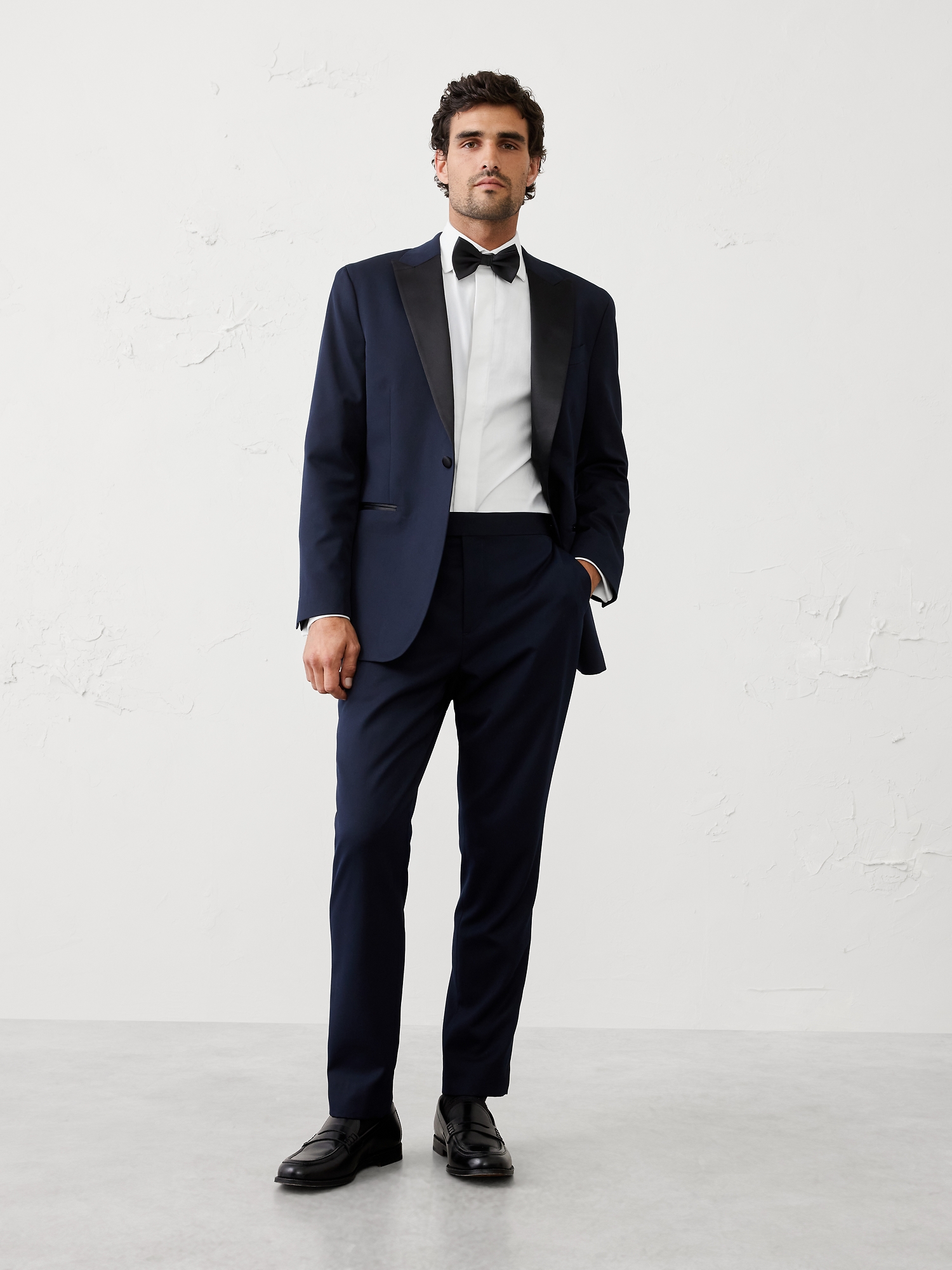 Image number 3 showing, Slim-Fit Luxe Dress Shirt