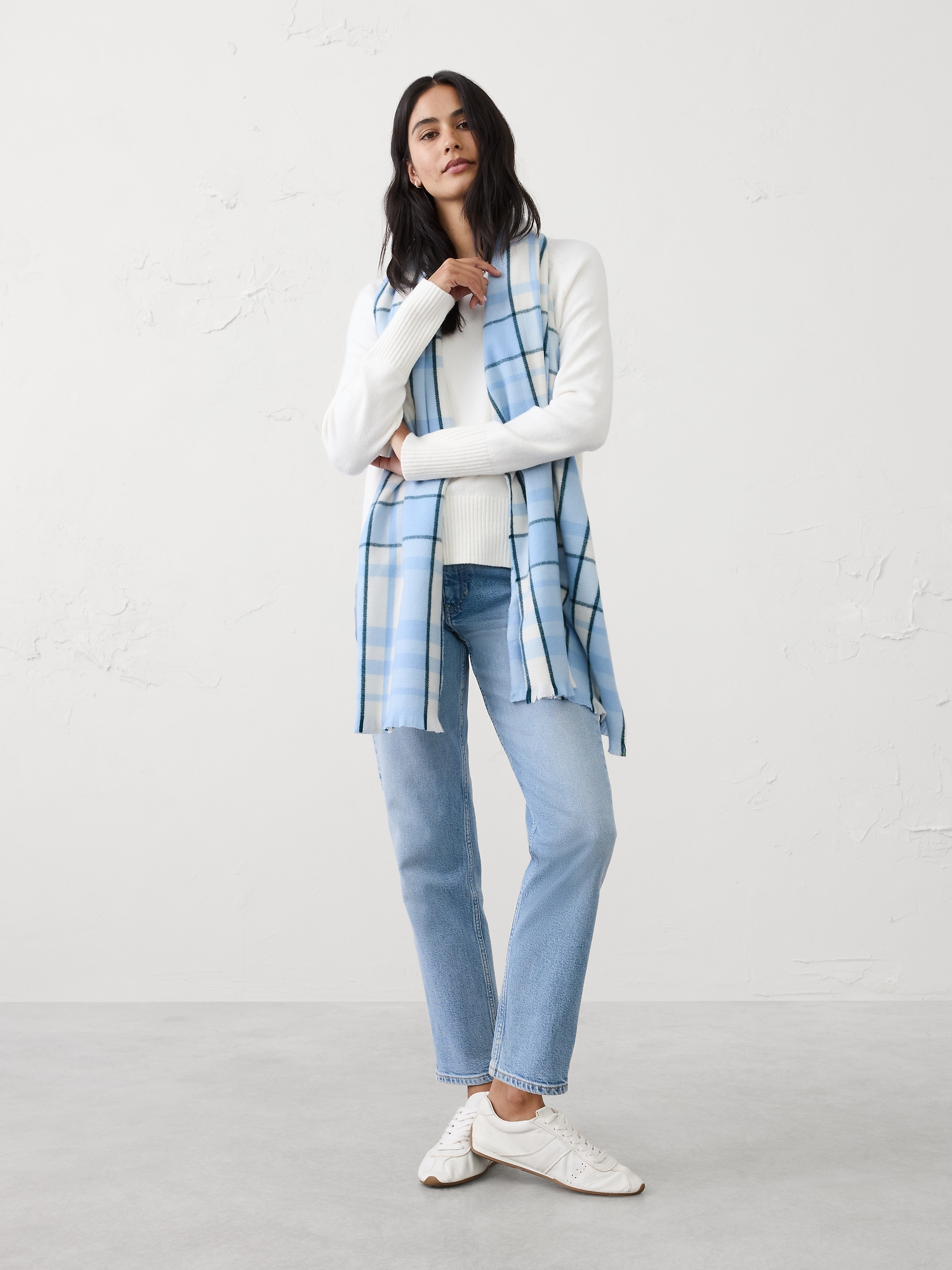 Image number 2 showing, Cozy Scarf