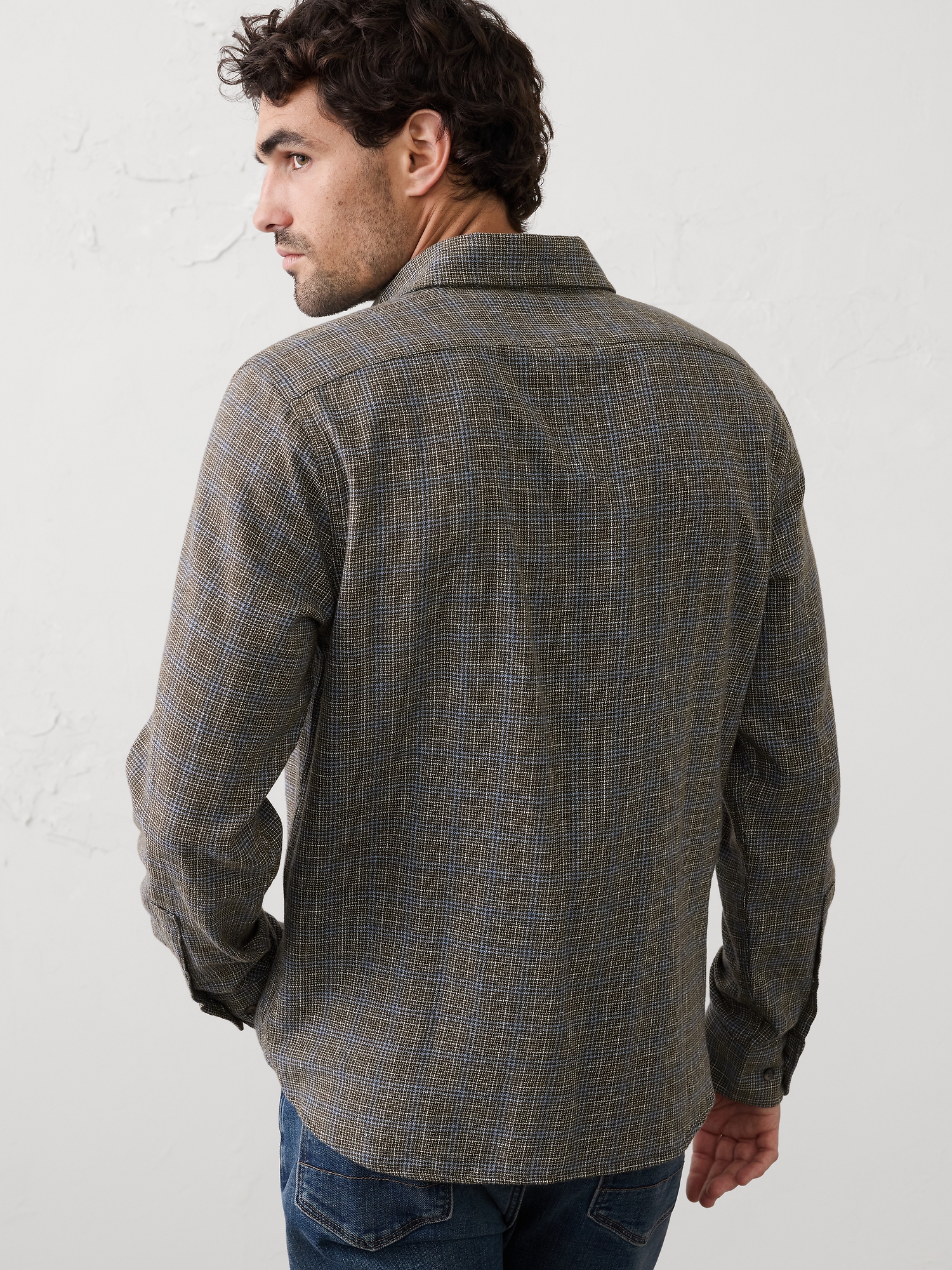 L'image numéro 2 présente Chemise texturée, coupe standard