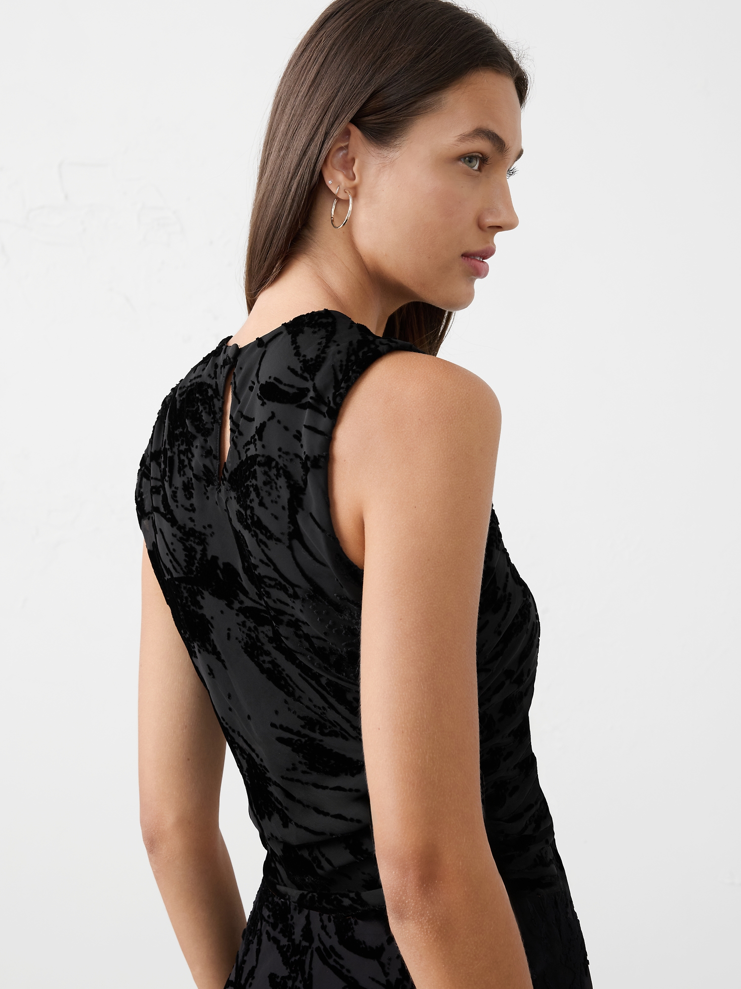 Image number 2 showing, Velvet High-Neck Top