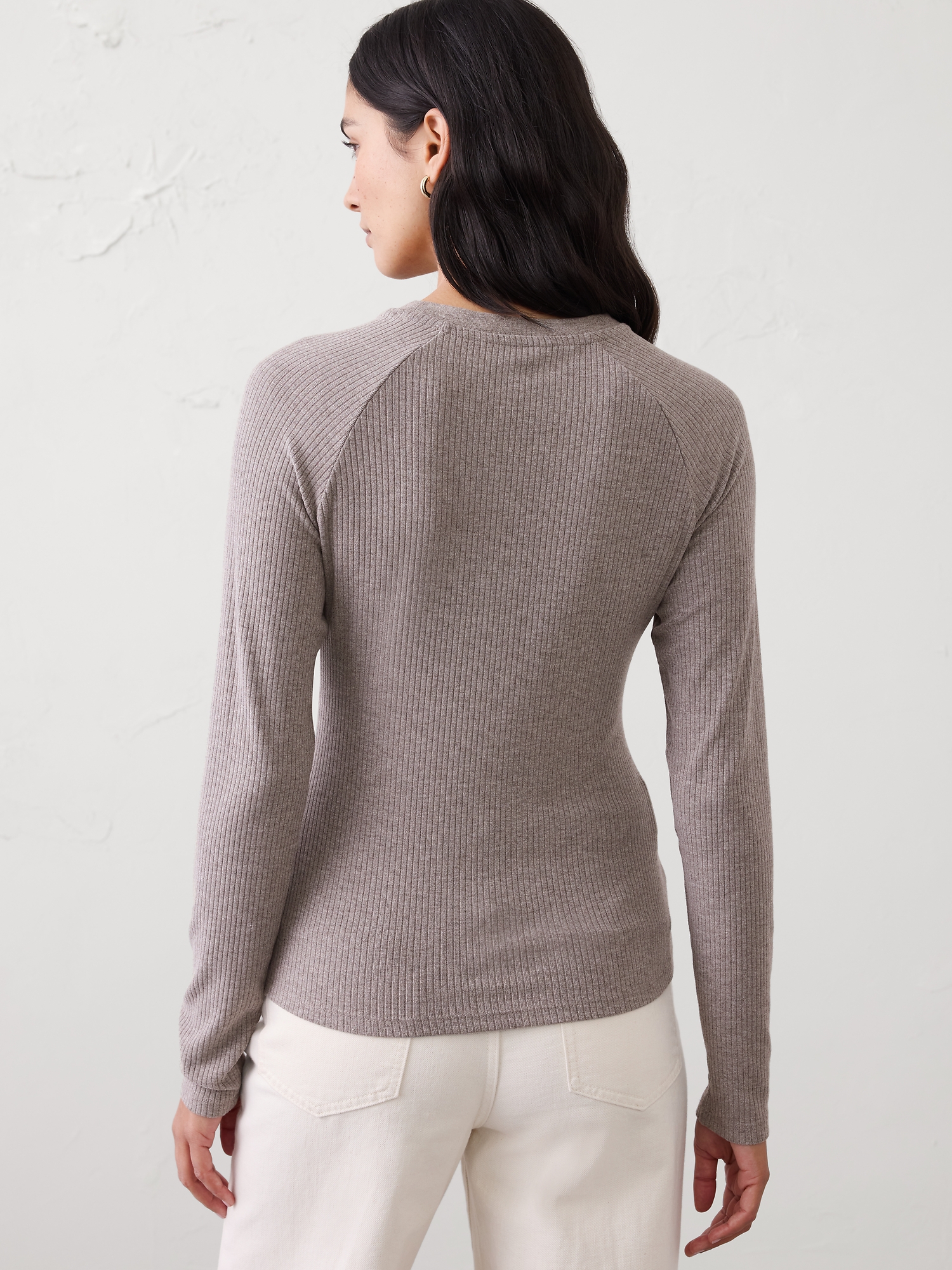 L'image numéro 2 présente T-shirt côtelé brossé