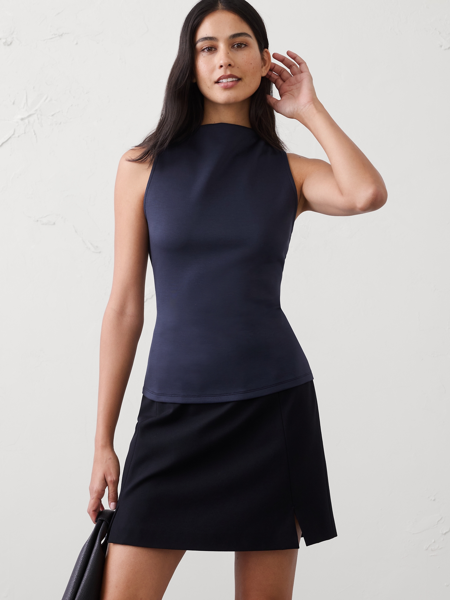 Weekender High-Neck Top