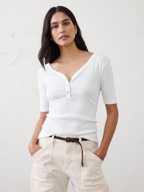 T-SHIRT HENLEY CÔTELÉ À MANCHES AUX COUDES