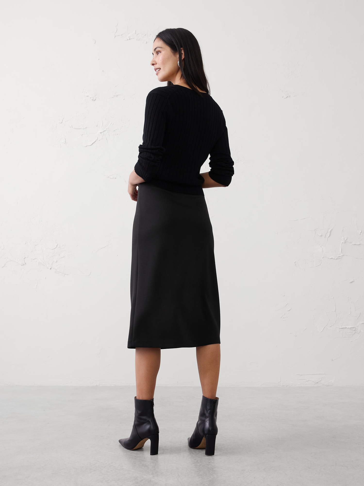 Image number 2 showing, Weekender Midi Skirt
