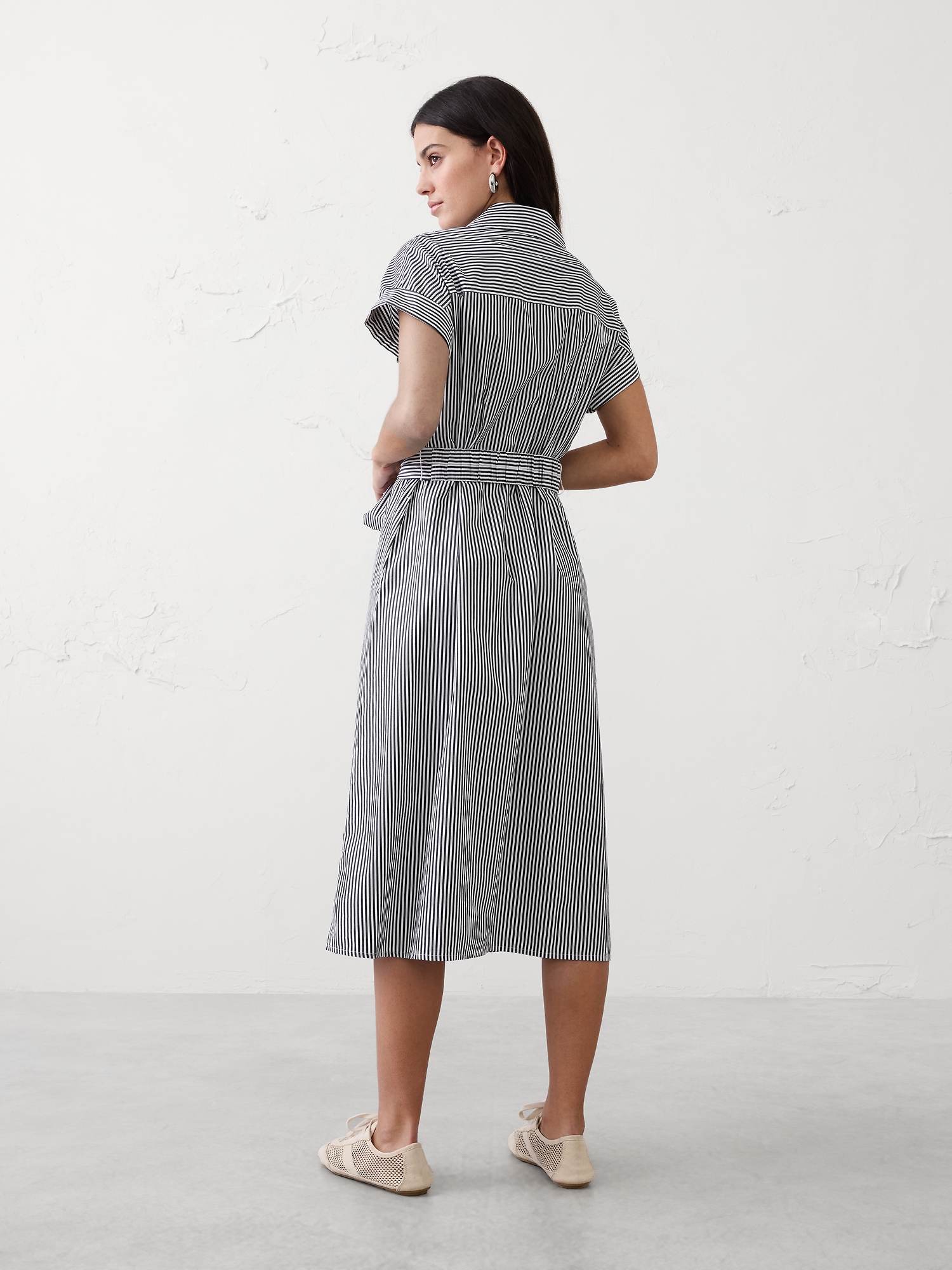 Image number 2 showing, Poplin Utility Midi Shirtdress