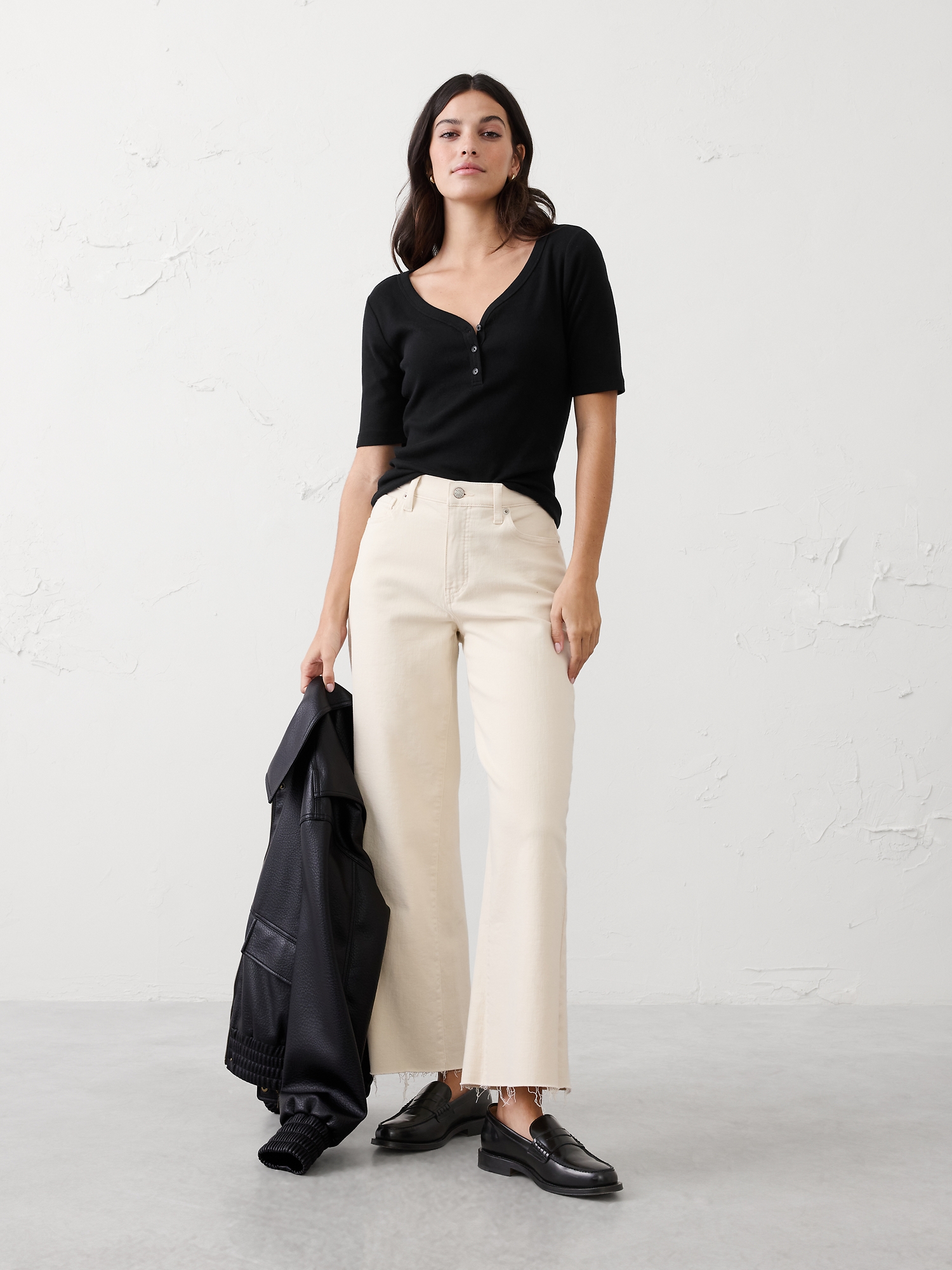 Ribbed Elbow-Sleeve Henley T-Shirt