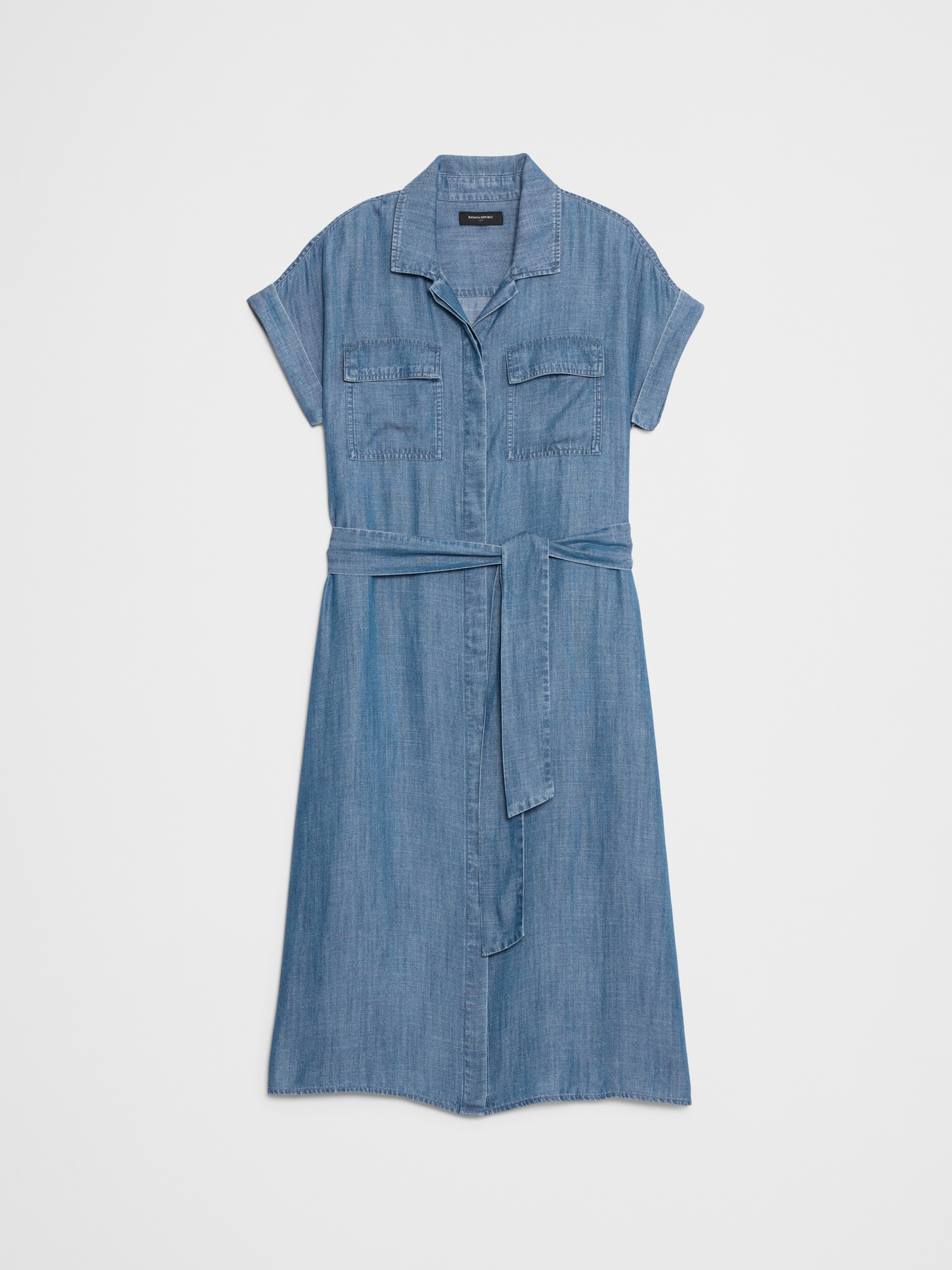 L'image numéro 4 présente Robe-chemisier utilitaire mi-longue en chambray