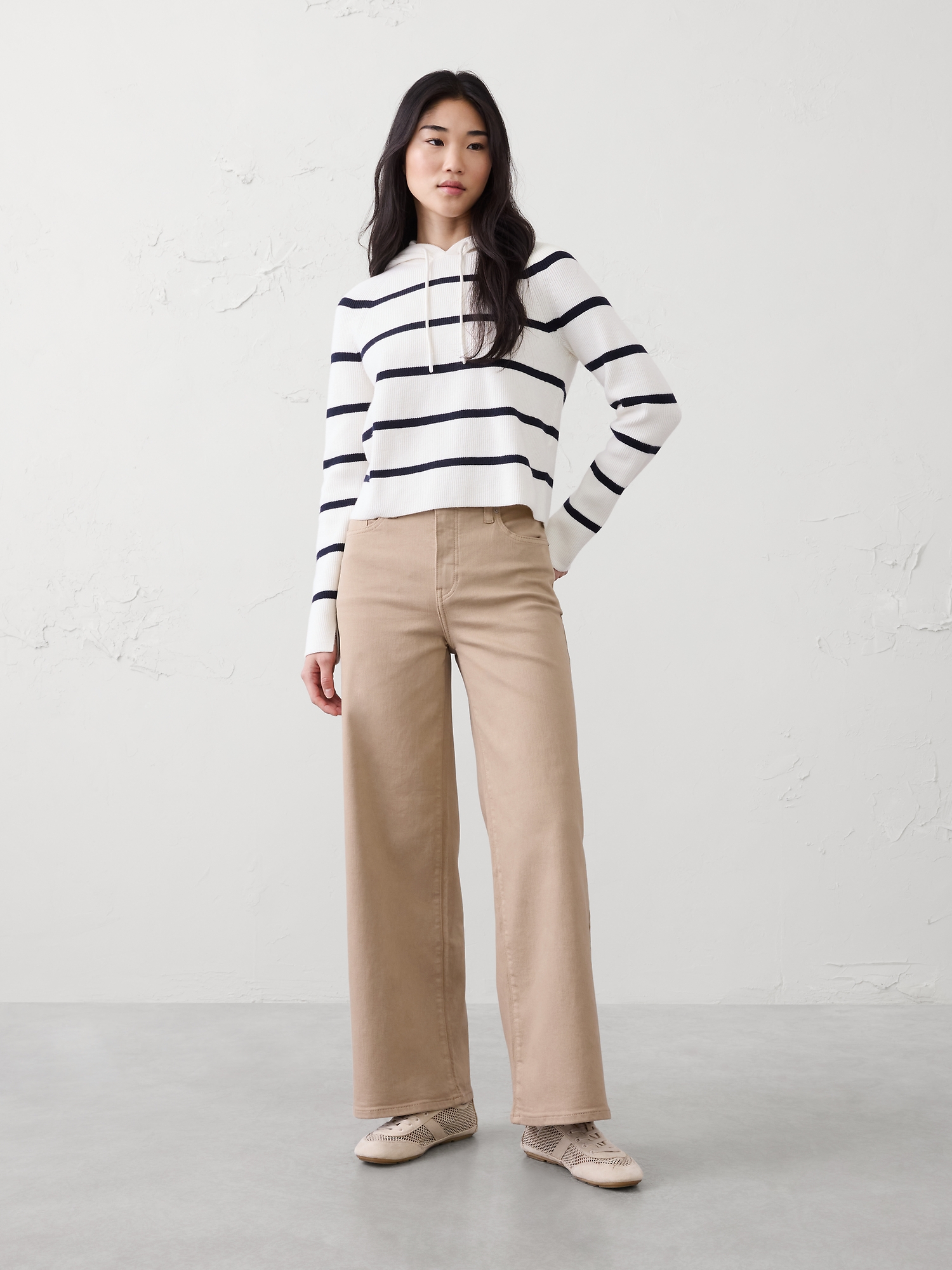 JEAN JAMBE LARGE À TAILLE HAUTE