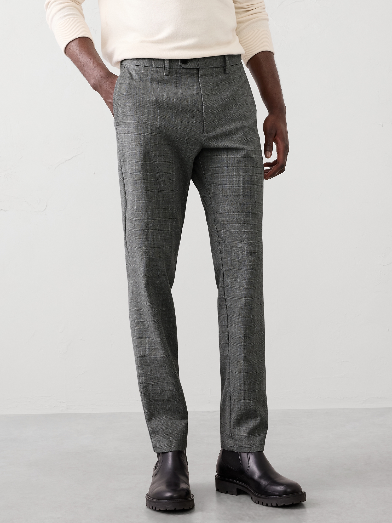 Slim-Fit Tapered Pant