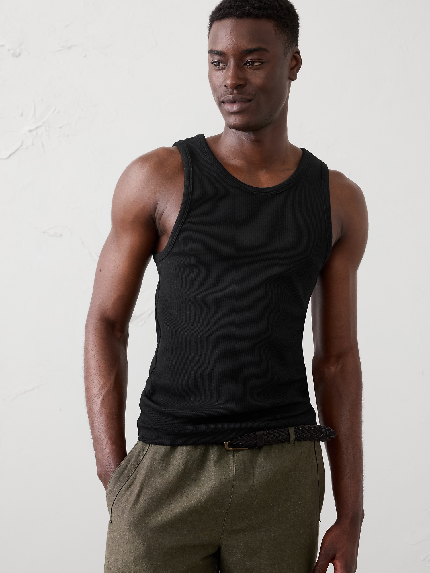 CAMISOLE AJUSTÉE EN TISSU FINEMENT CÔTELÉ